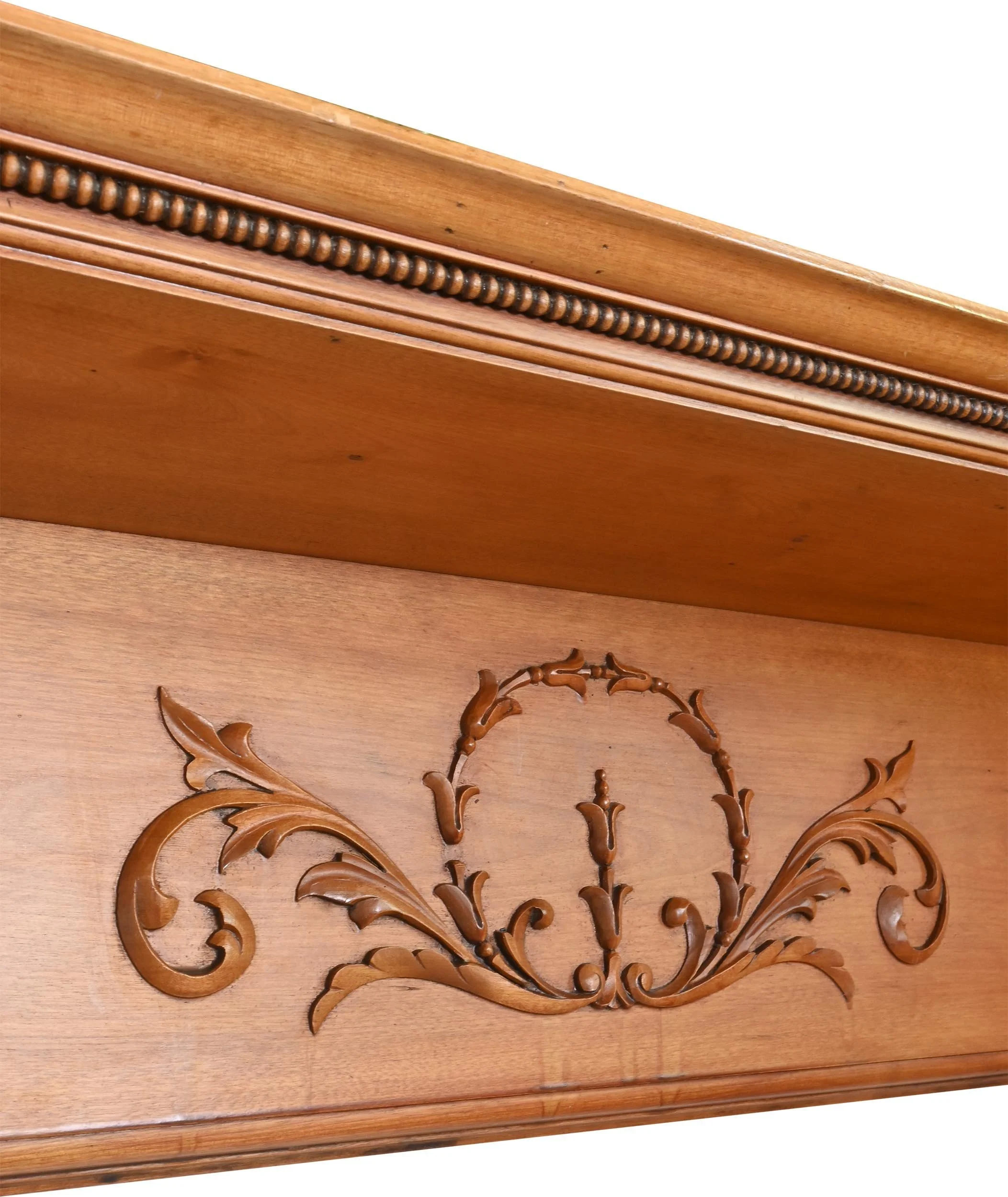 24436+carved+column+mantle+1.jpg