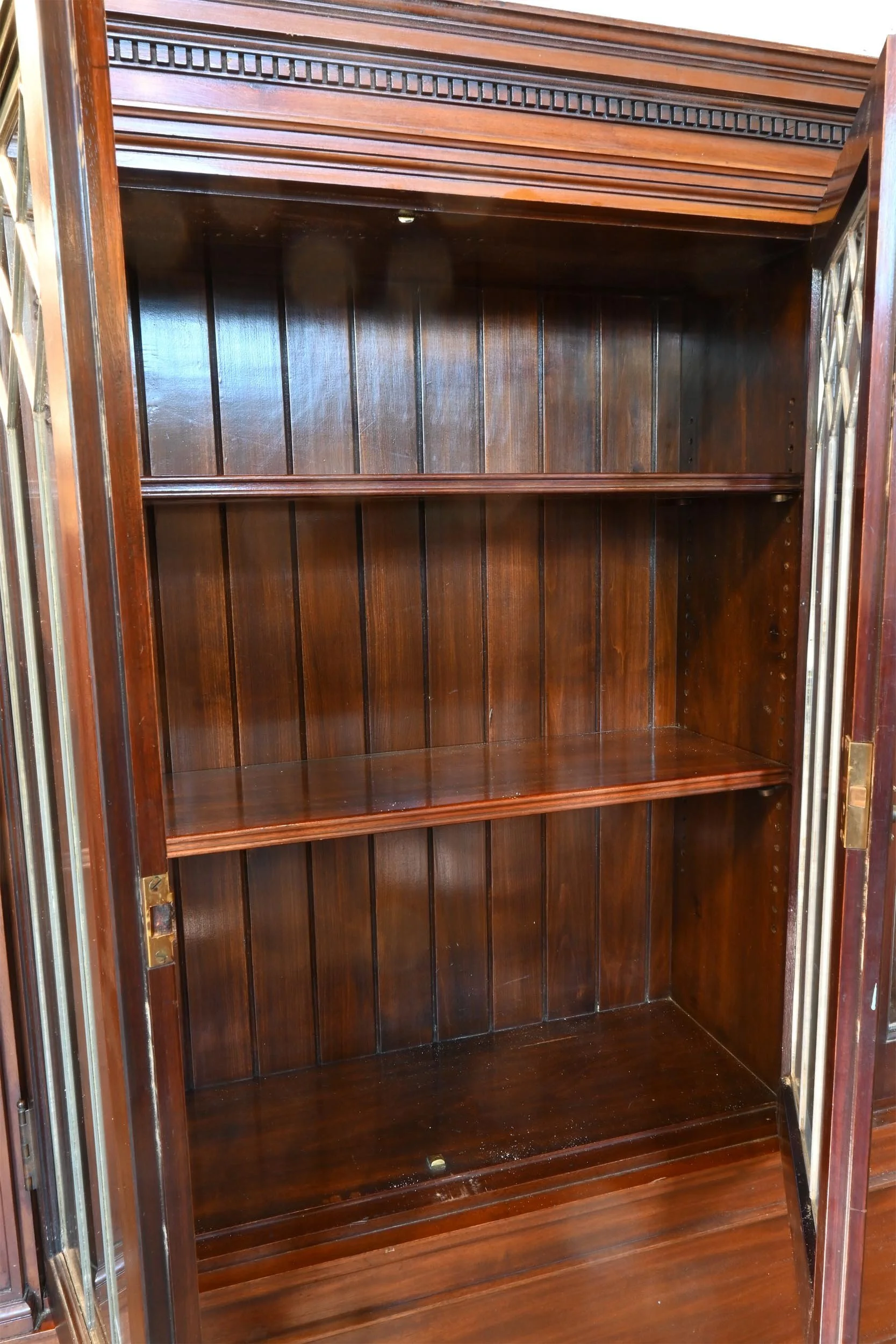 24545+leaded+glass+4+door+mahogany+bookcase+5.jpg