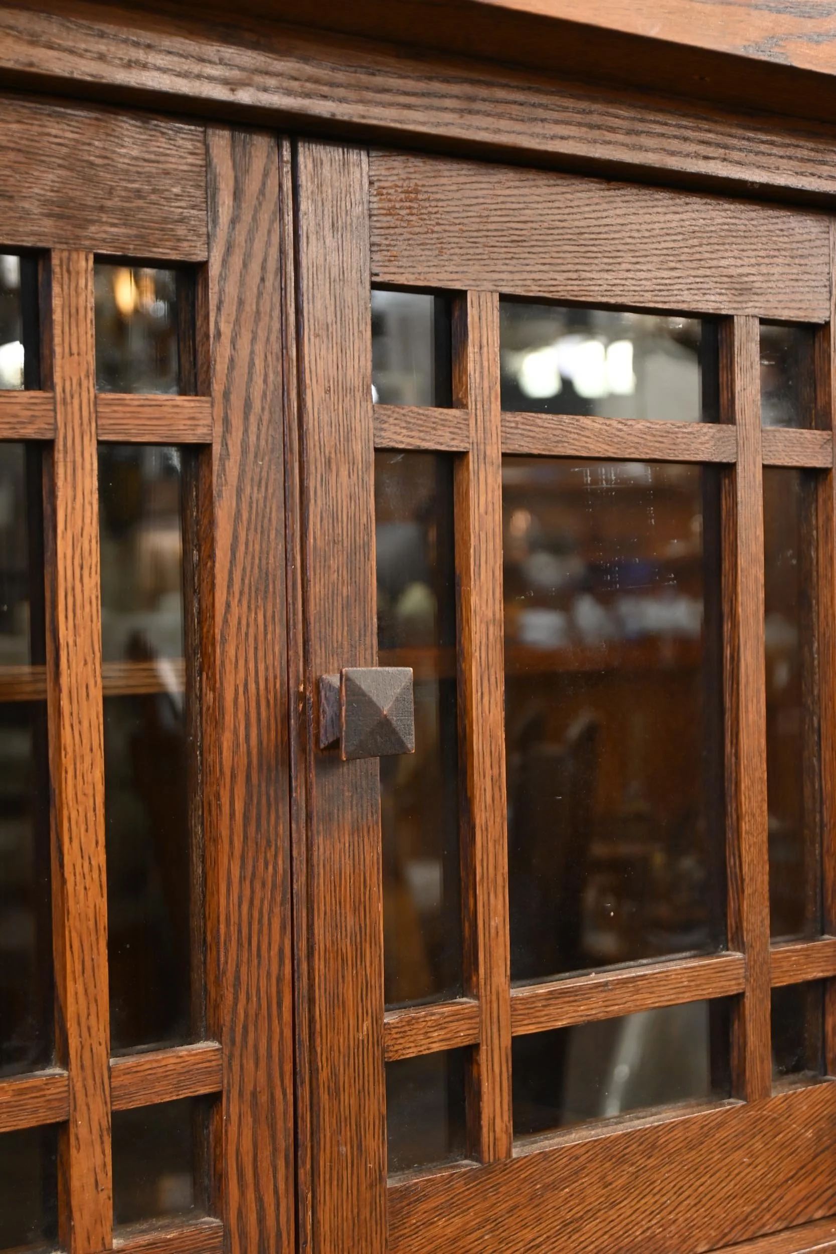 24523+artcrafts+dark+oak+builtin+4.jpg