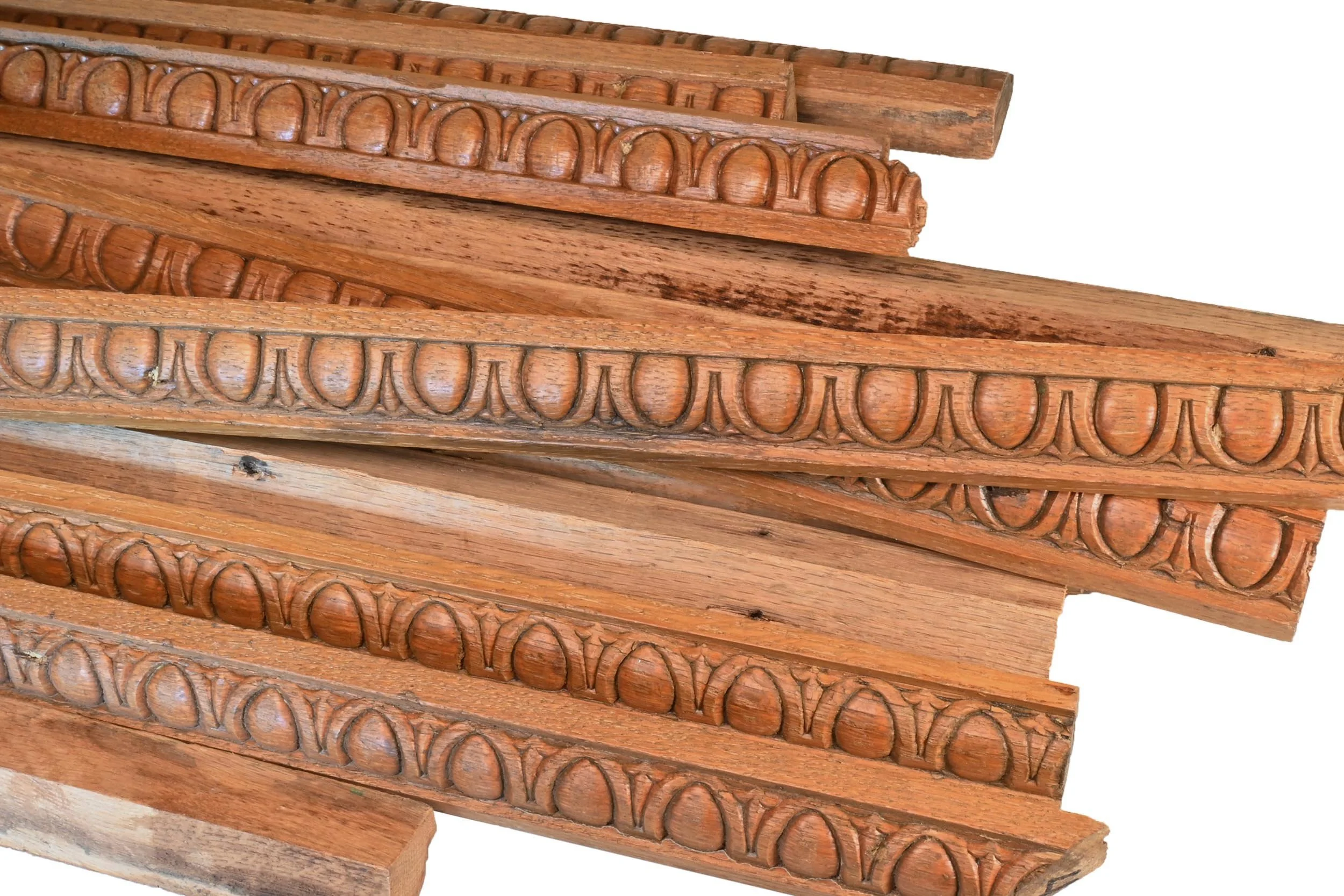 24583+egg%26dart+quarter+round+oak.jpg