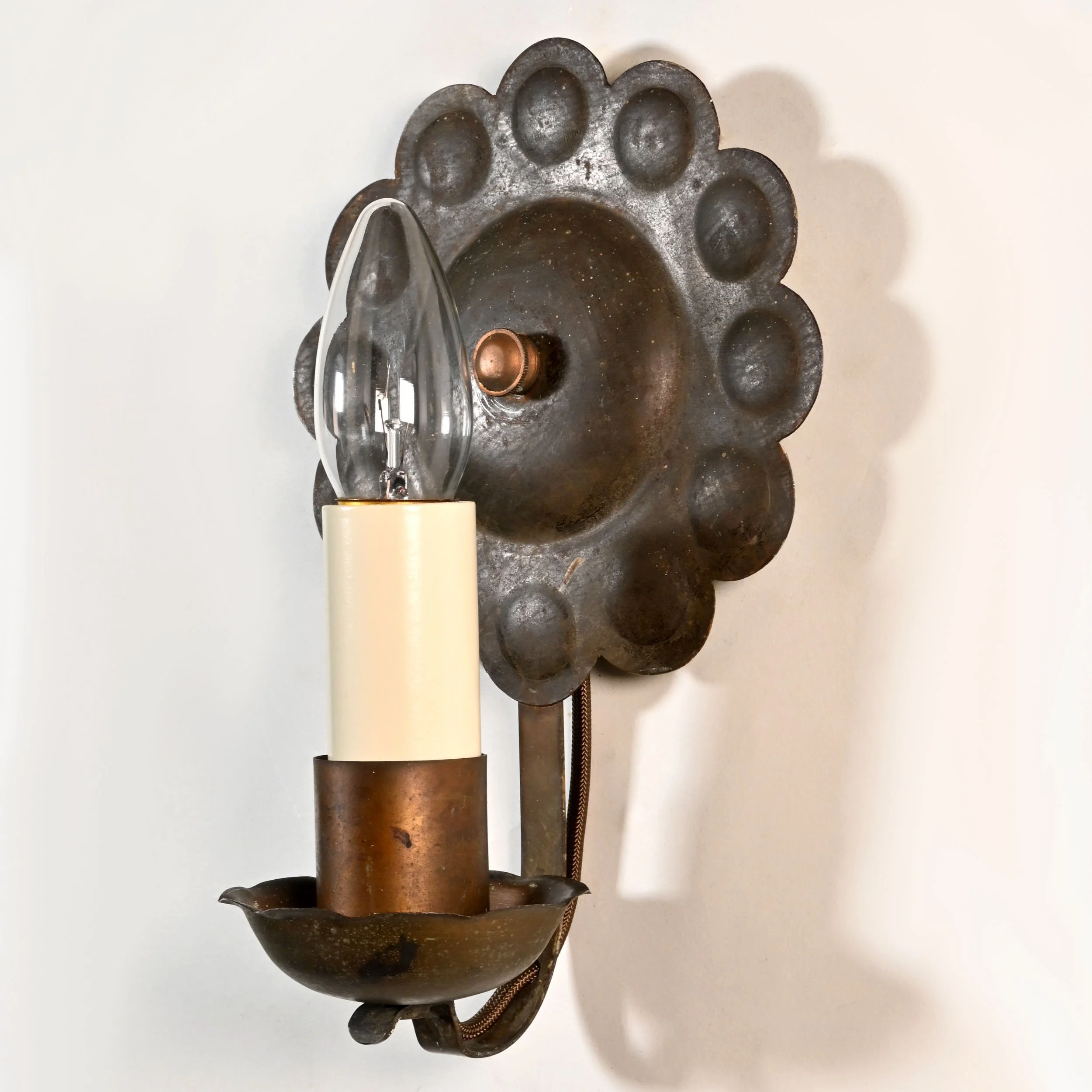 24528+pair+of+scalloped+back+brass+single+candle+sconces+3.jpg
