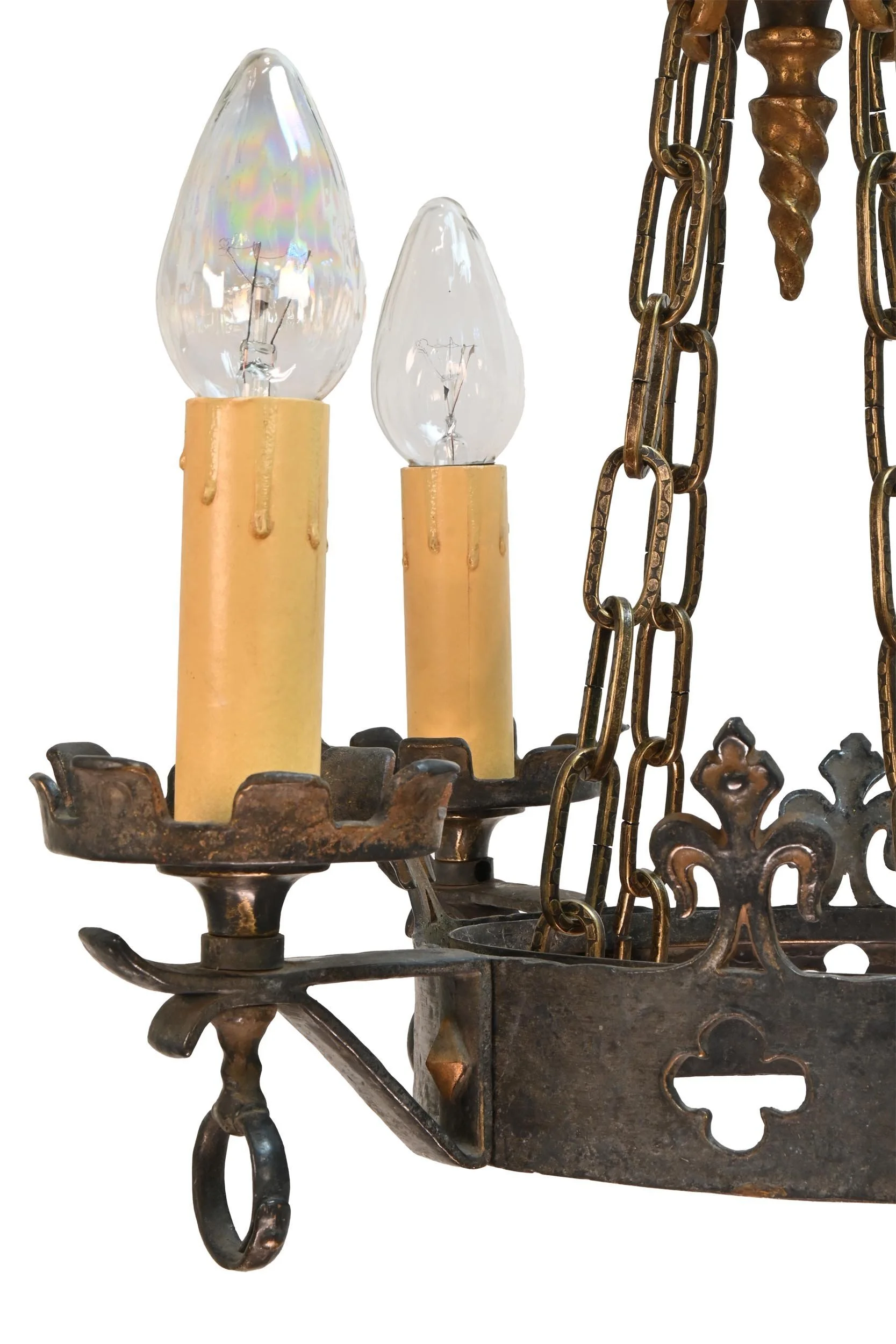 24587+lion+brass+tudor+4+candle+4.jpg