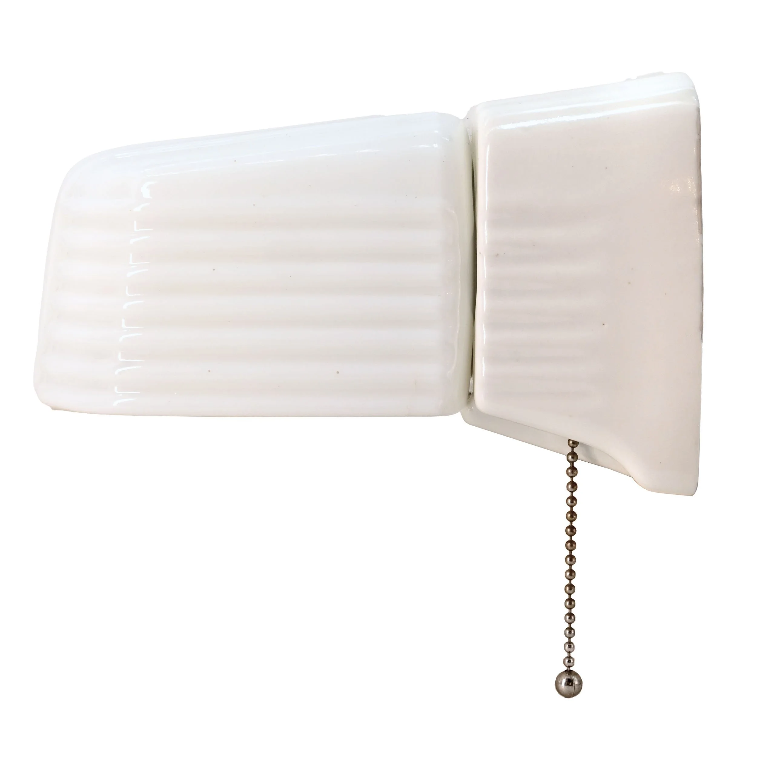 24630+porcelain+and+white+glass+bathroom+sconce+with+pullchain+and+socket+2.jpg