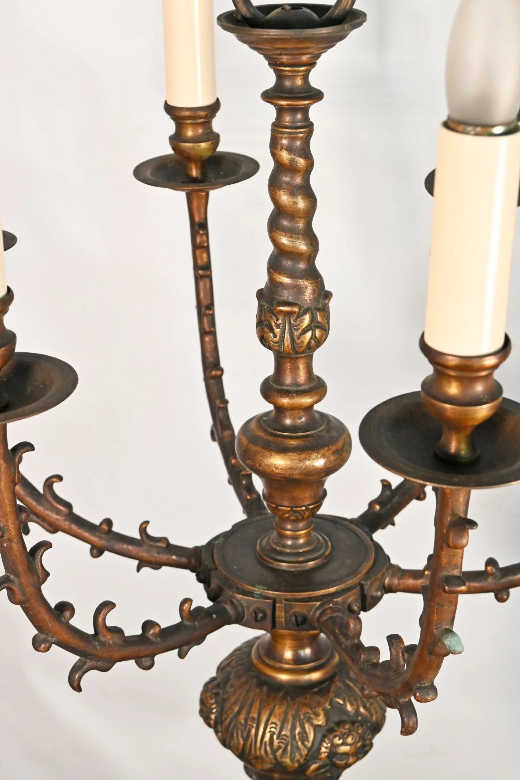24818+cast+brass+six+candle+chandelier+with+cherub+faces+6.jpg