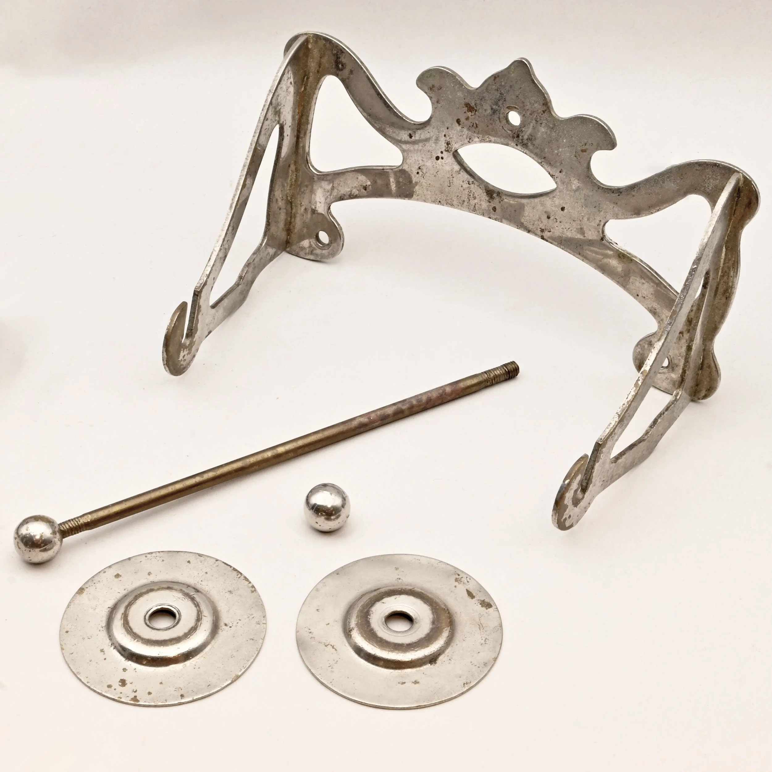 24810+nickel+victorian+toilet+paper+holder+3.jpg
