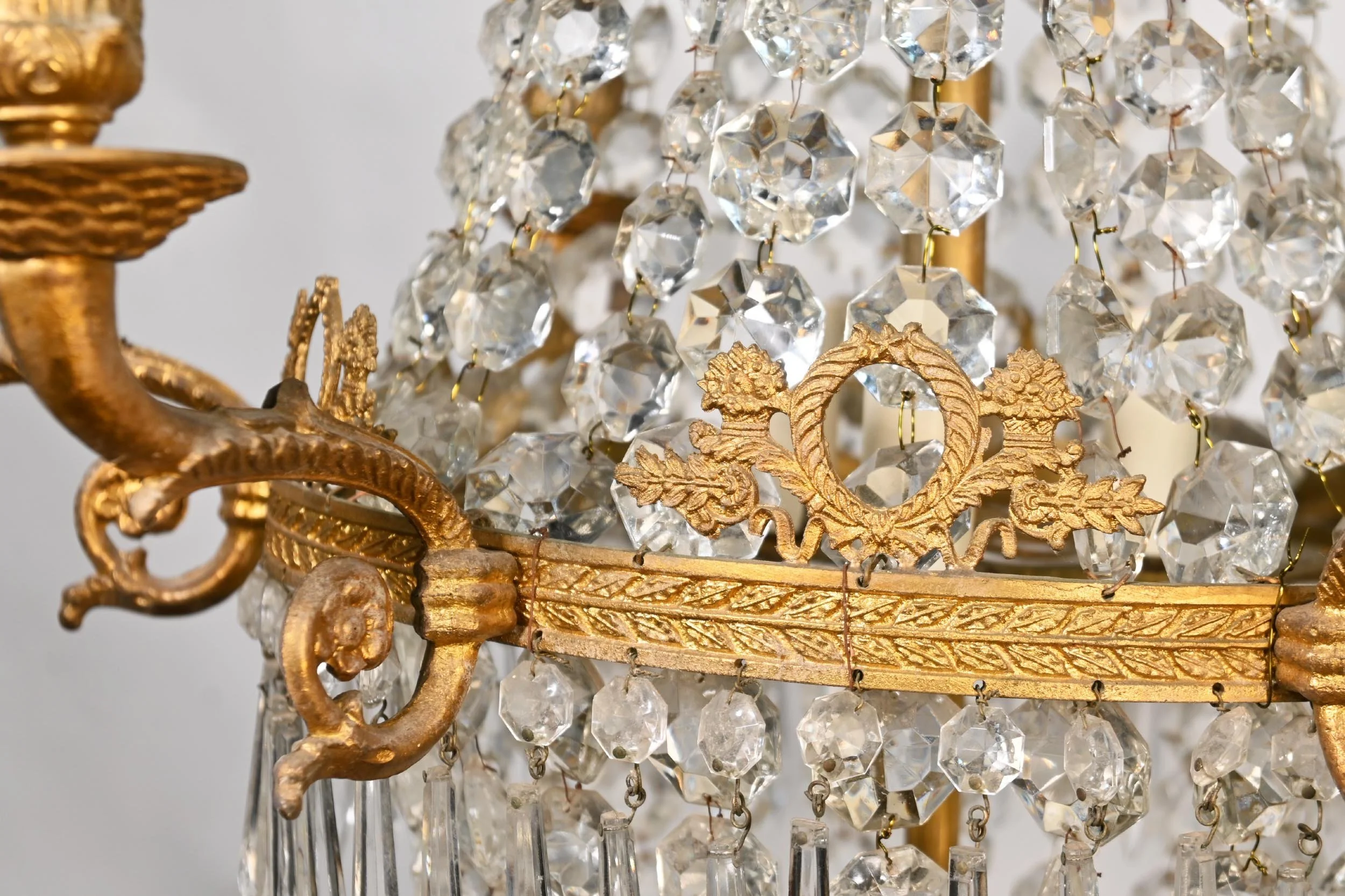 24924+cast+brass+hollywood+six+candle+regency+spanish+brass+crystal+chandelier+2.jpg