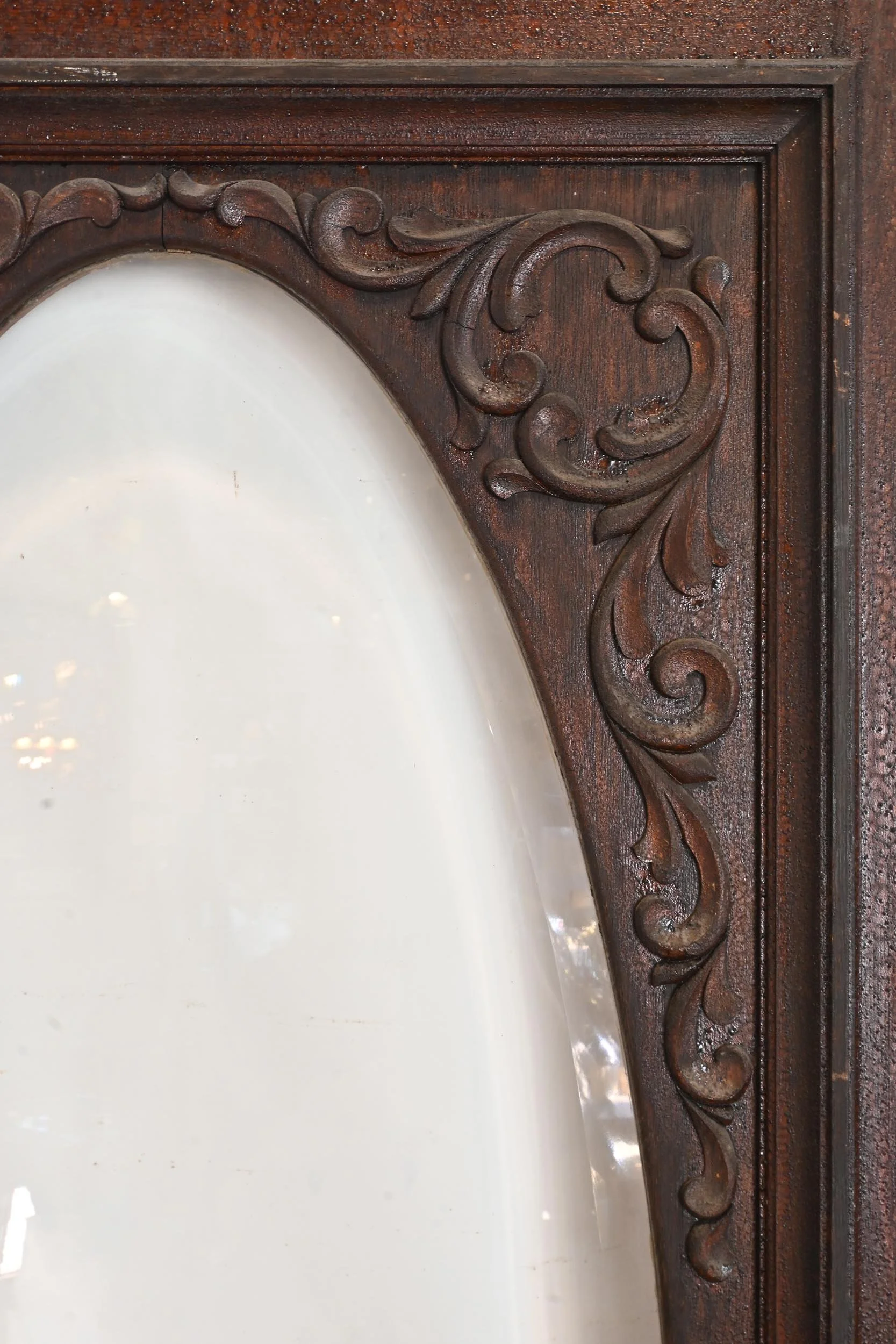 24788+full+view+beveled+oval+oak+carved+entrance+door+2.jpg