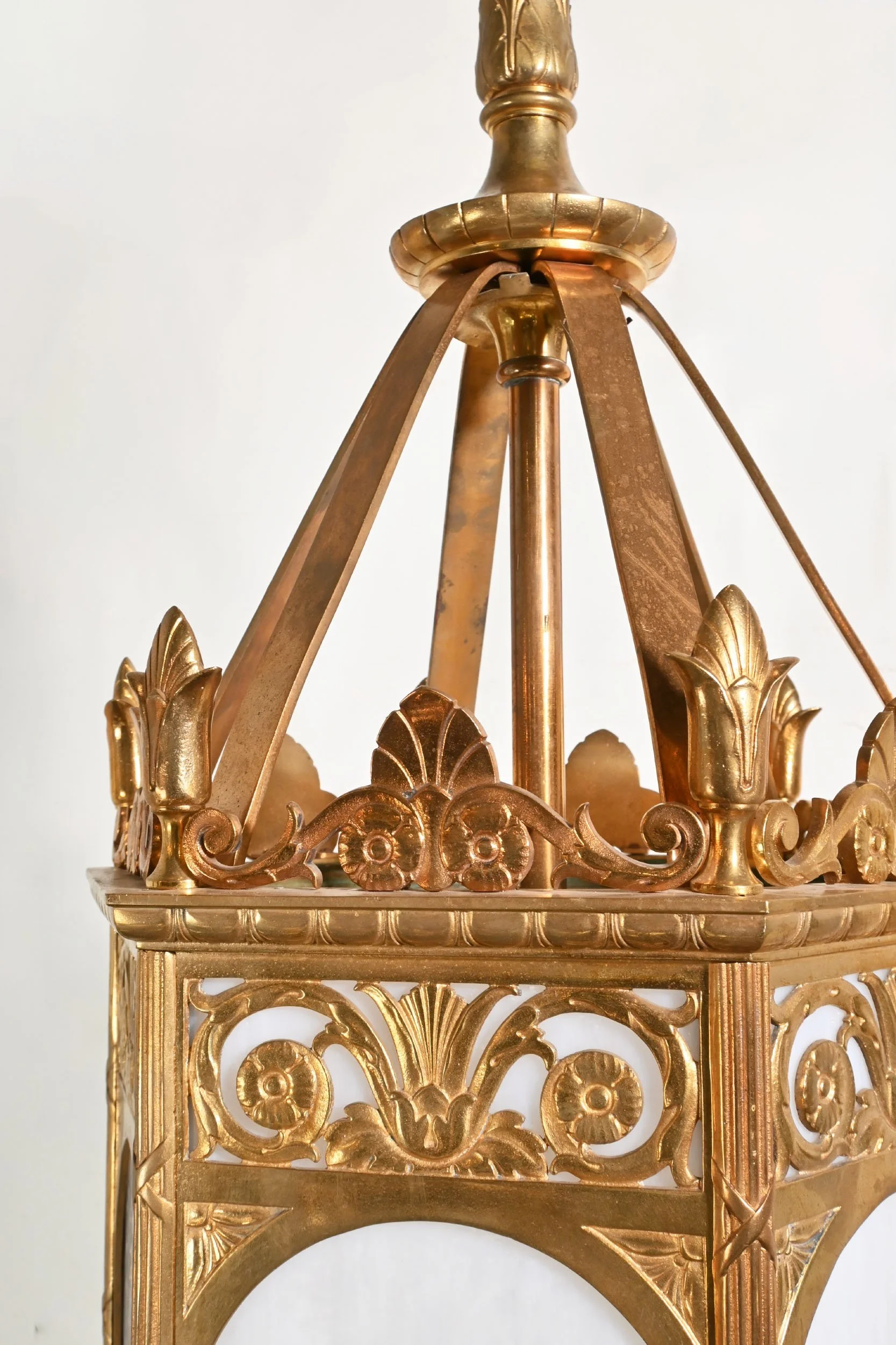 49750+large+bronze+and+brass+beardslee+lantern+pendant+with+wispy+white+slag+glass+3.jpg