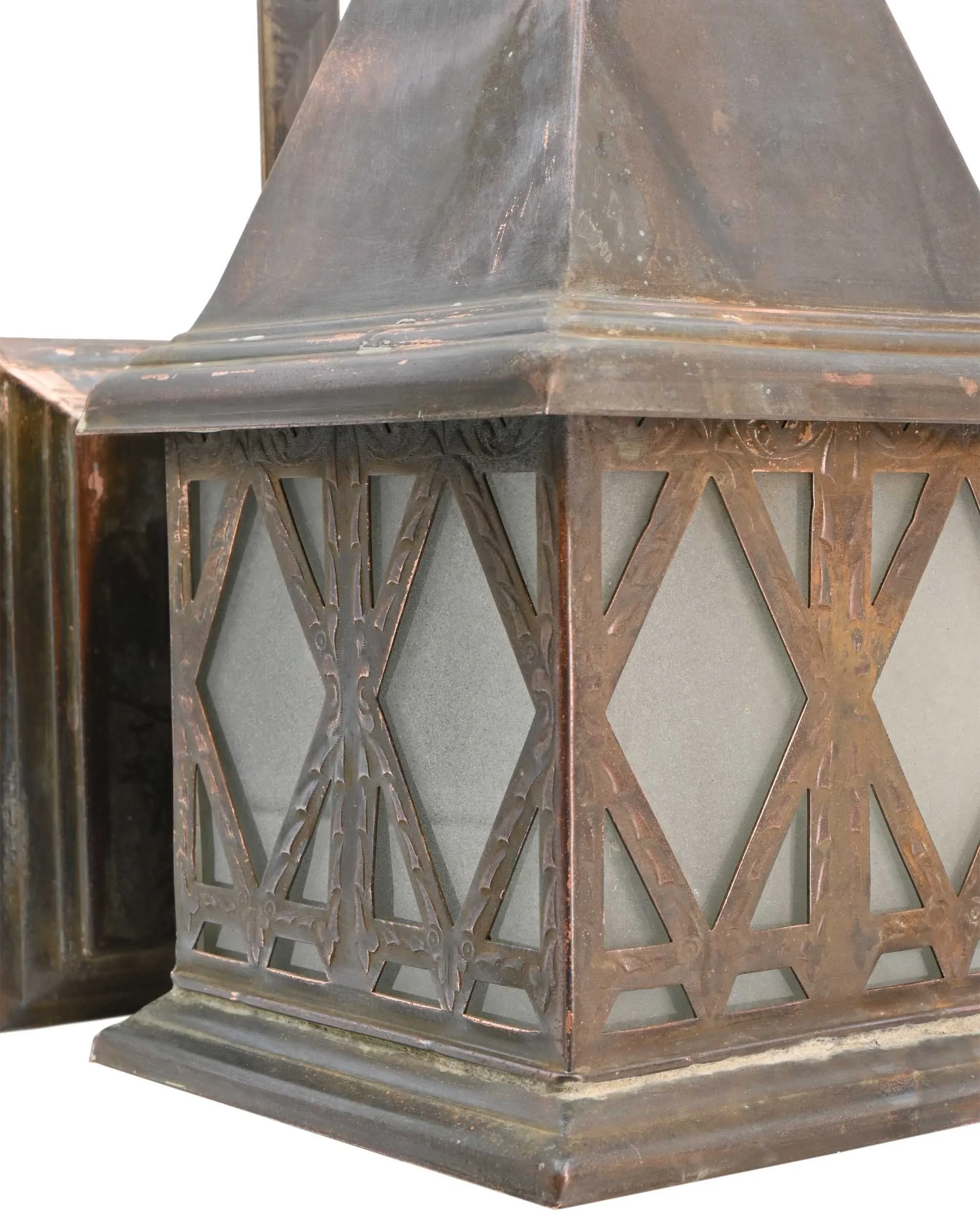 25073+cottage+copper+sconce+5.jpg