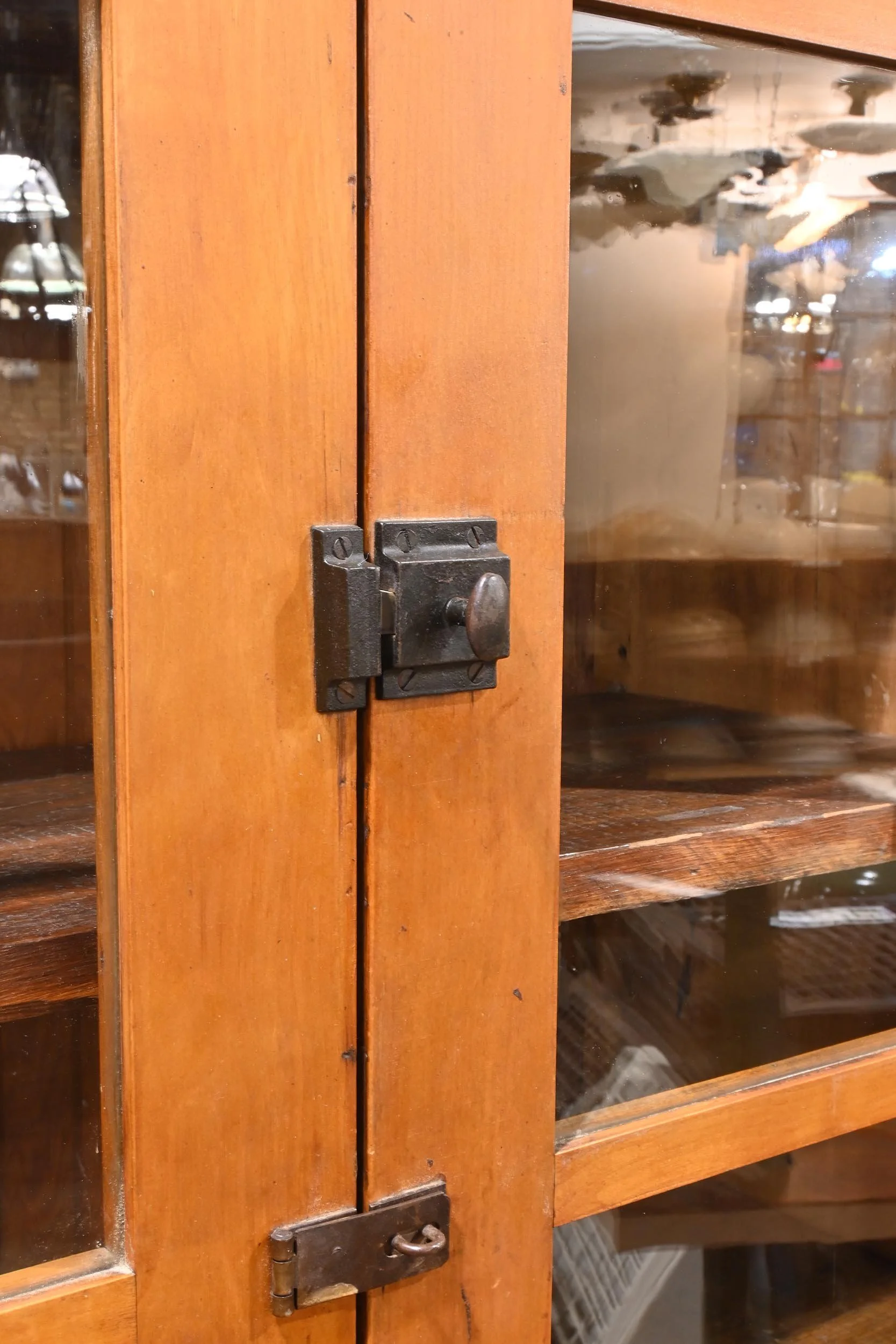glass+doors+drawers+and+closet+cabinet+6.jpg