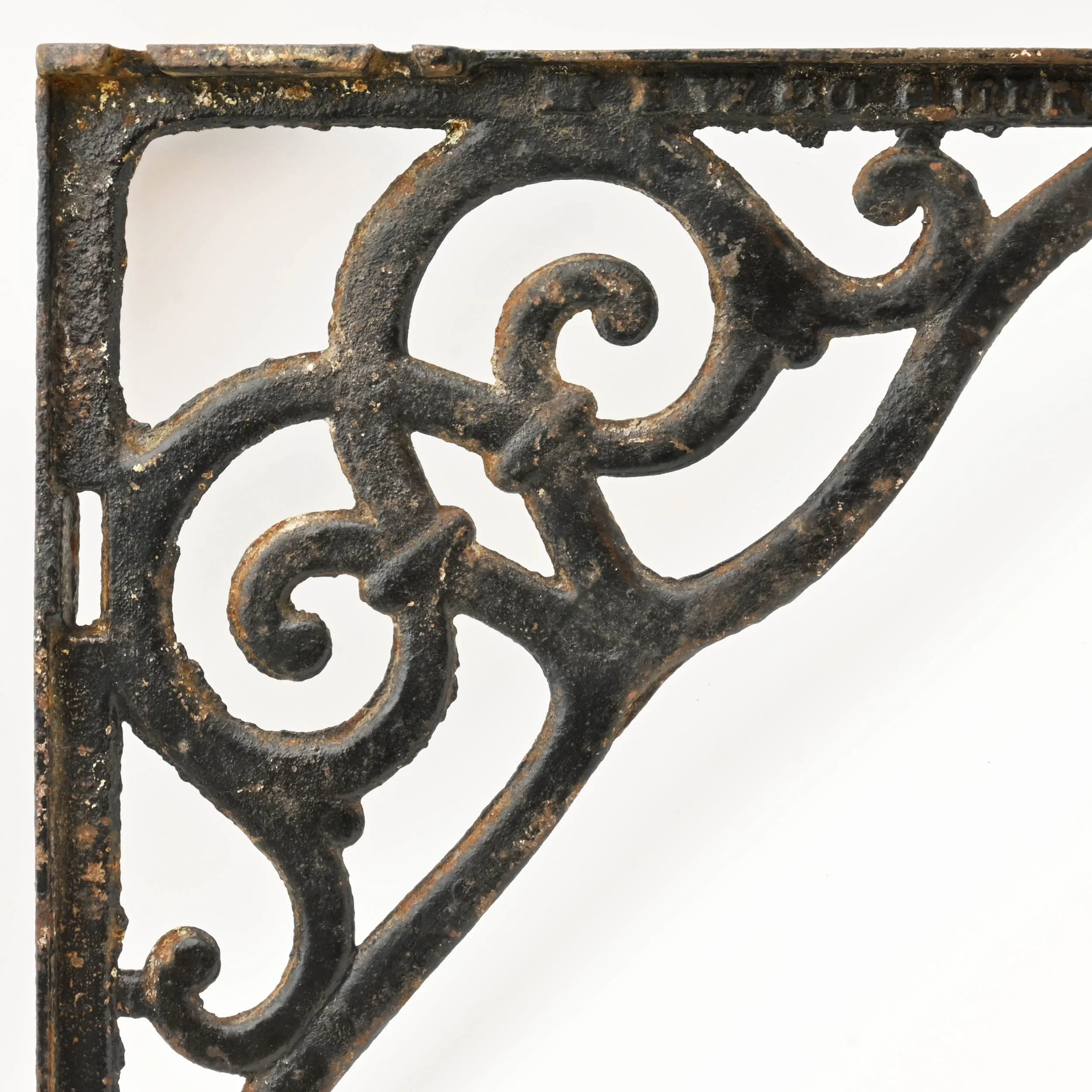 25134+lw+quincy+cast+iron+bracket+pair+with+scrolls+4.jpg