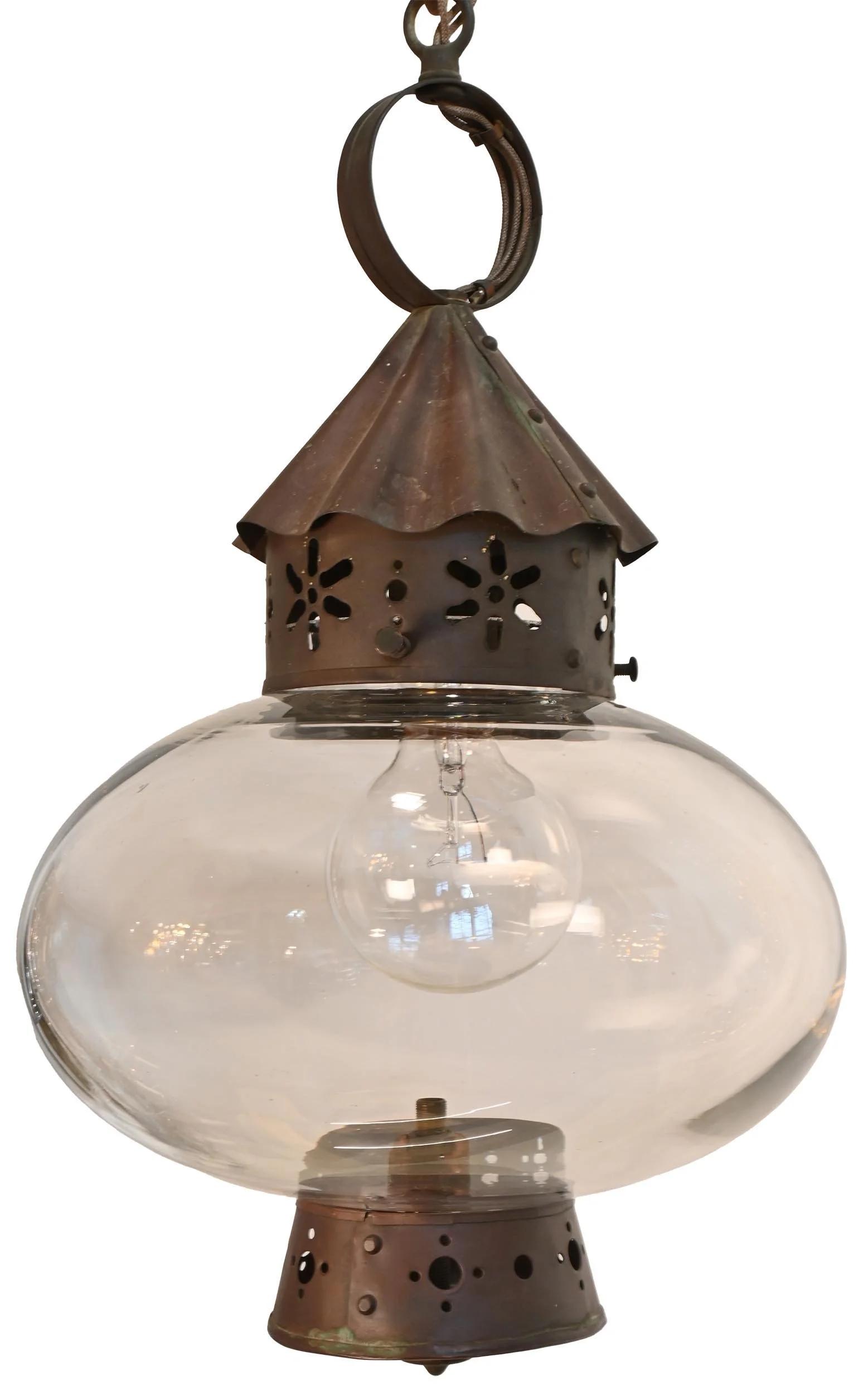 25198+oval+clear+glass+shaded+cottage+pendant+2.jpg