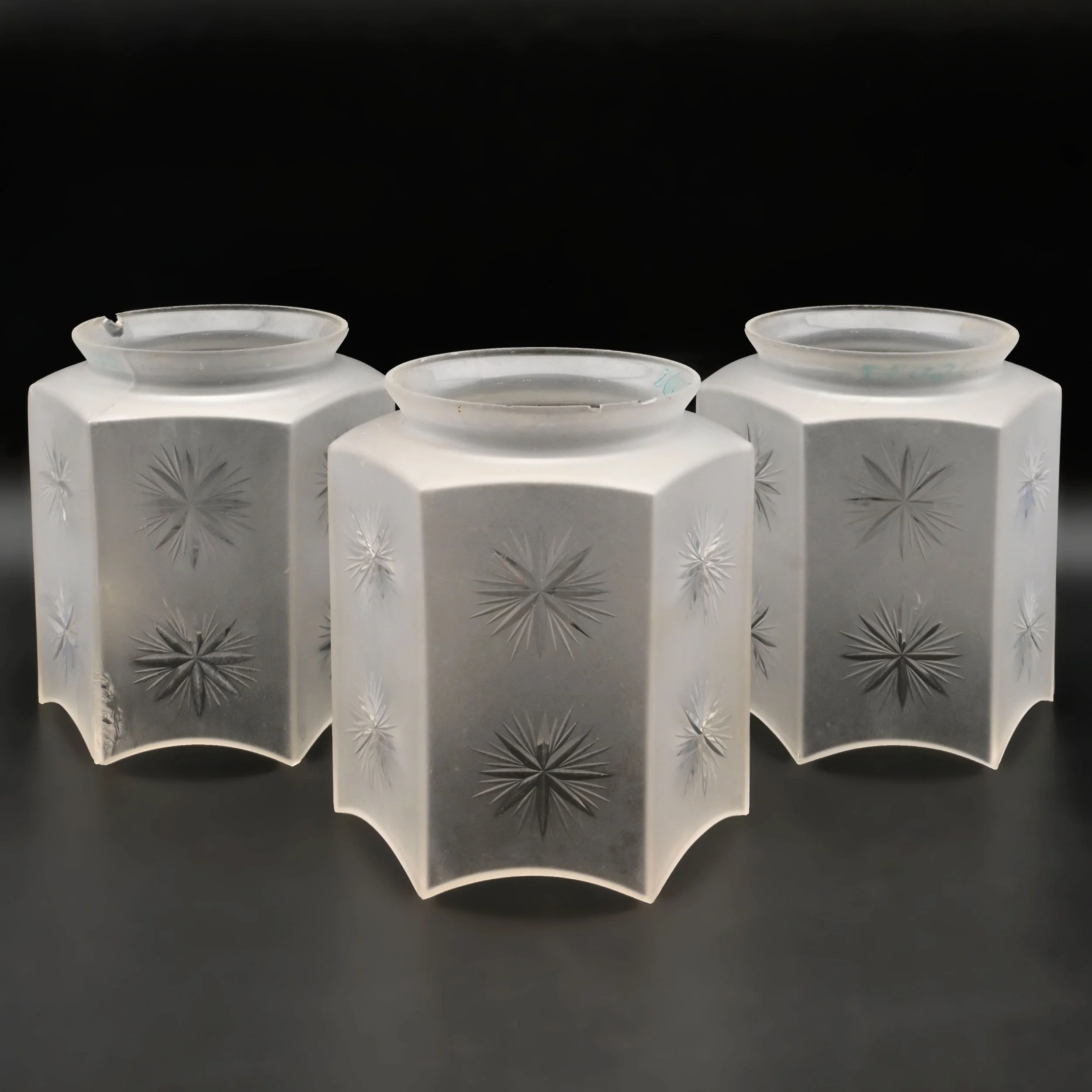 26037+hexagonal+frosted+shade+with+etched+star+2.jpg