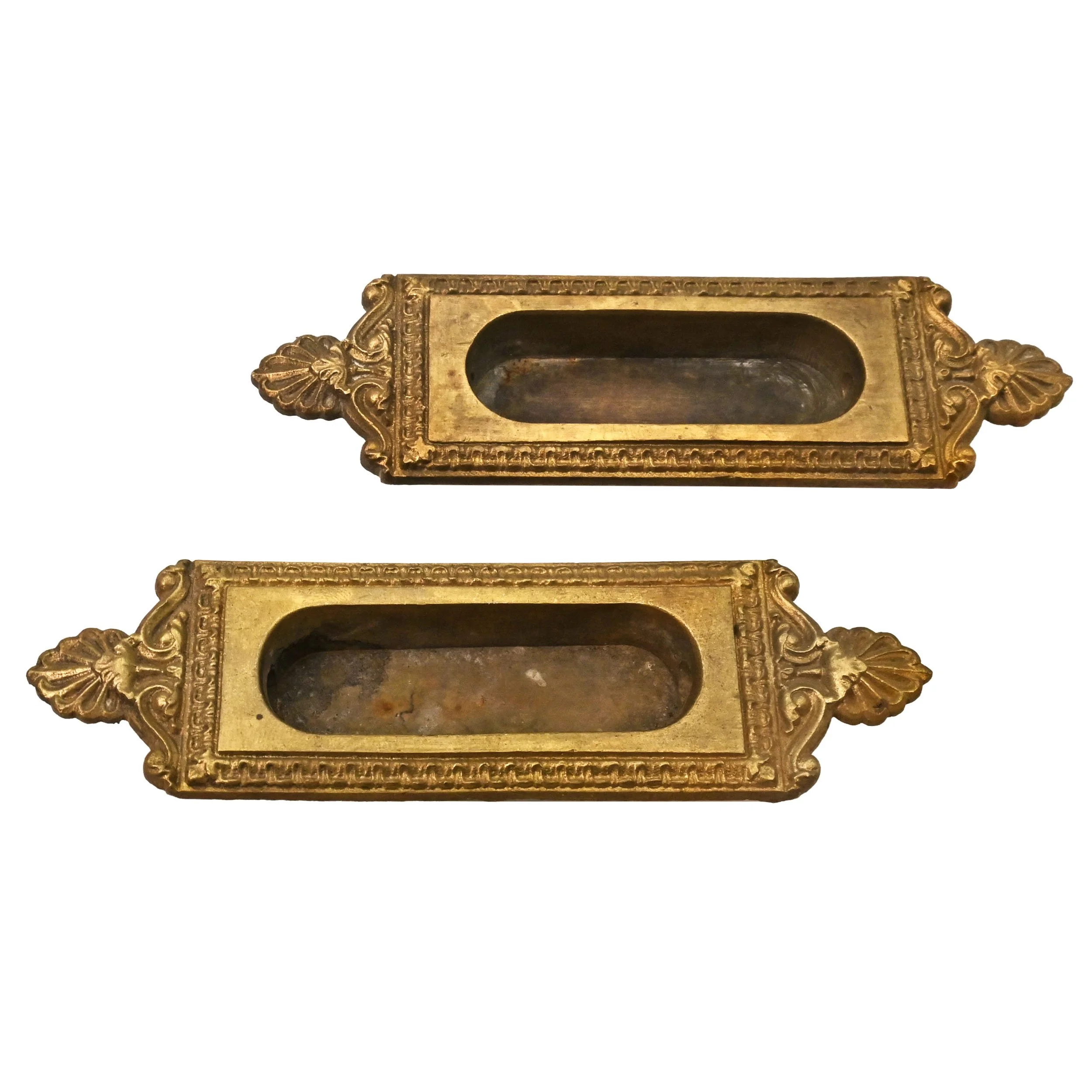 25207+cast+brass+window+lift+with+lambstongue+border+1.jpg