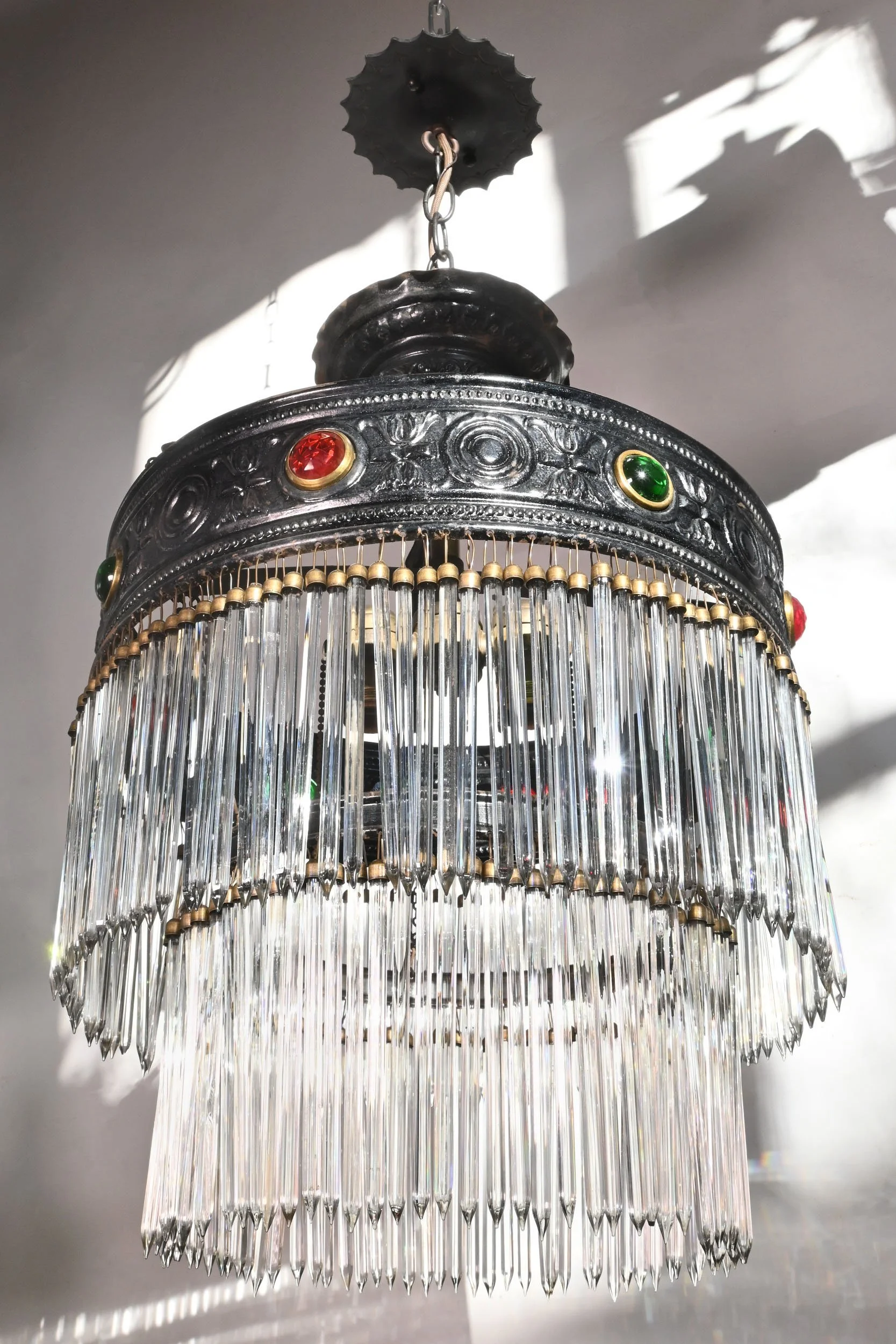 62205+black+wedding+cake+fixture+with+pencil+crystals+and+green+and+red+jewels+2.jpg