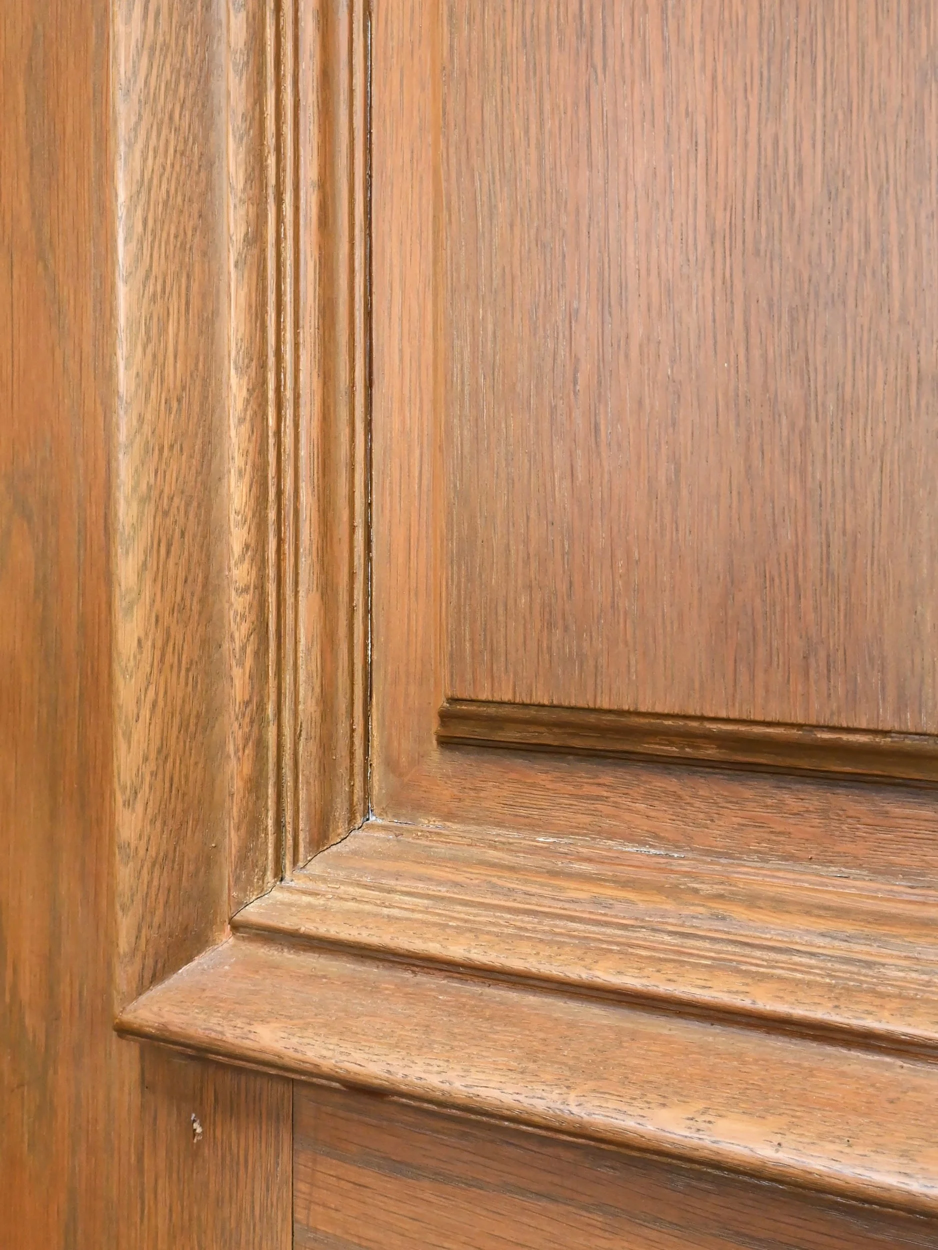 25257+white+oak+deep+relief+panelled+pass+through+6.jpg