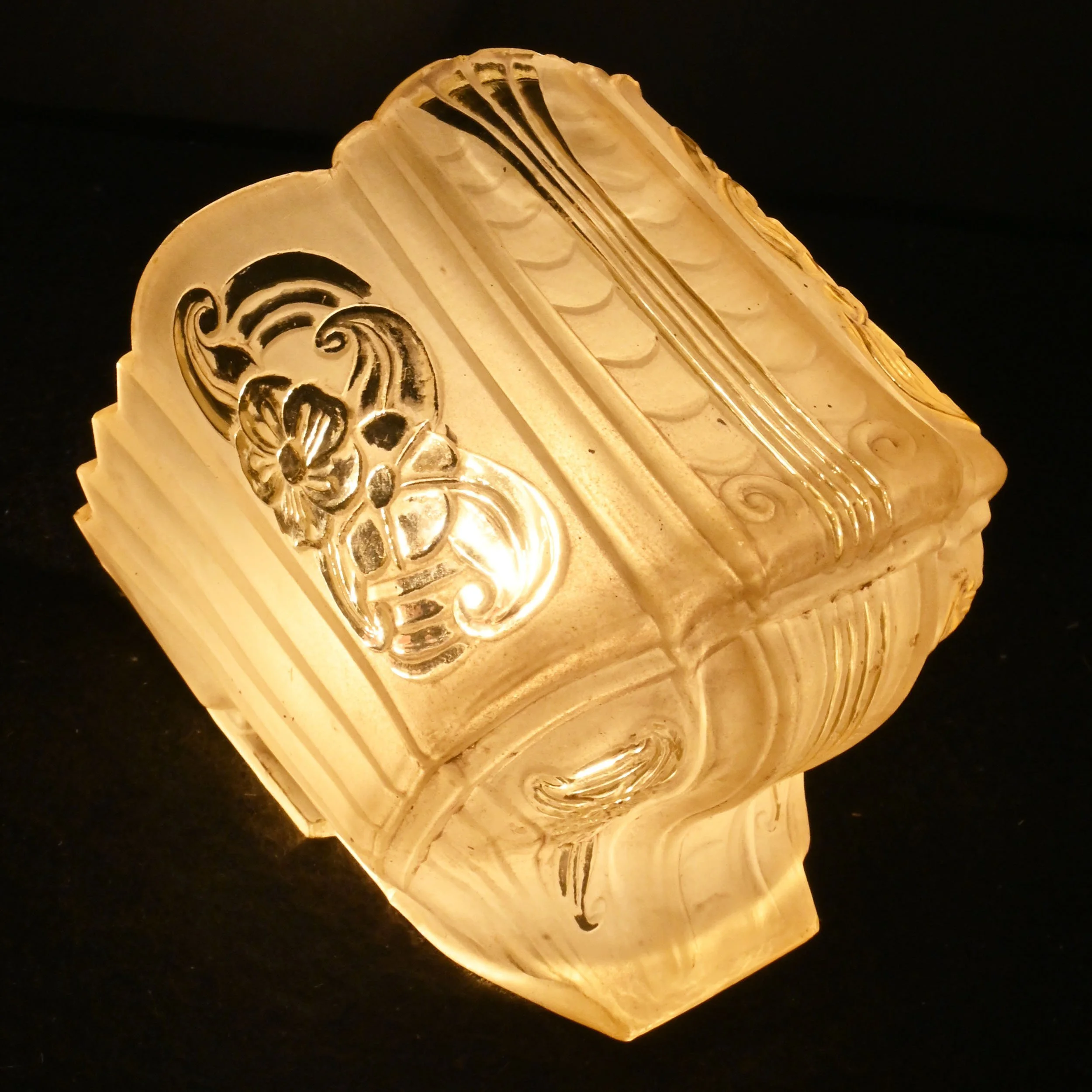 26099+yellow+floral+frosted+and+clear+cast+glass+slip+shade+4.jpg