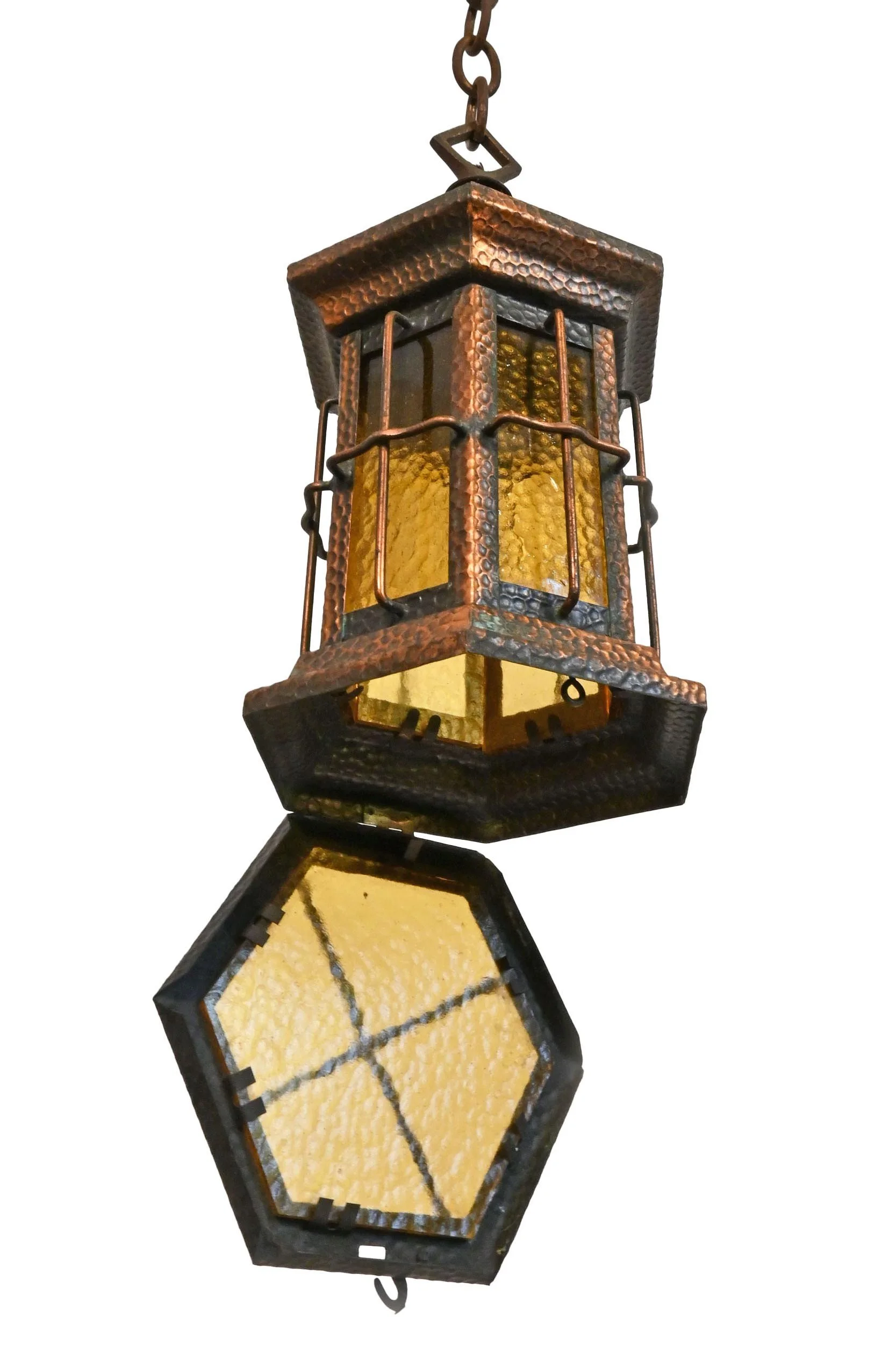25289+hammered+copper+cottage+pendant+with+textured+amber+glass+4.jpg