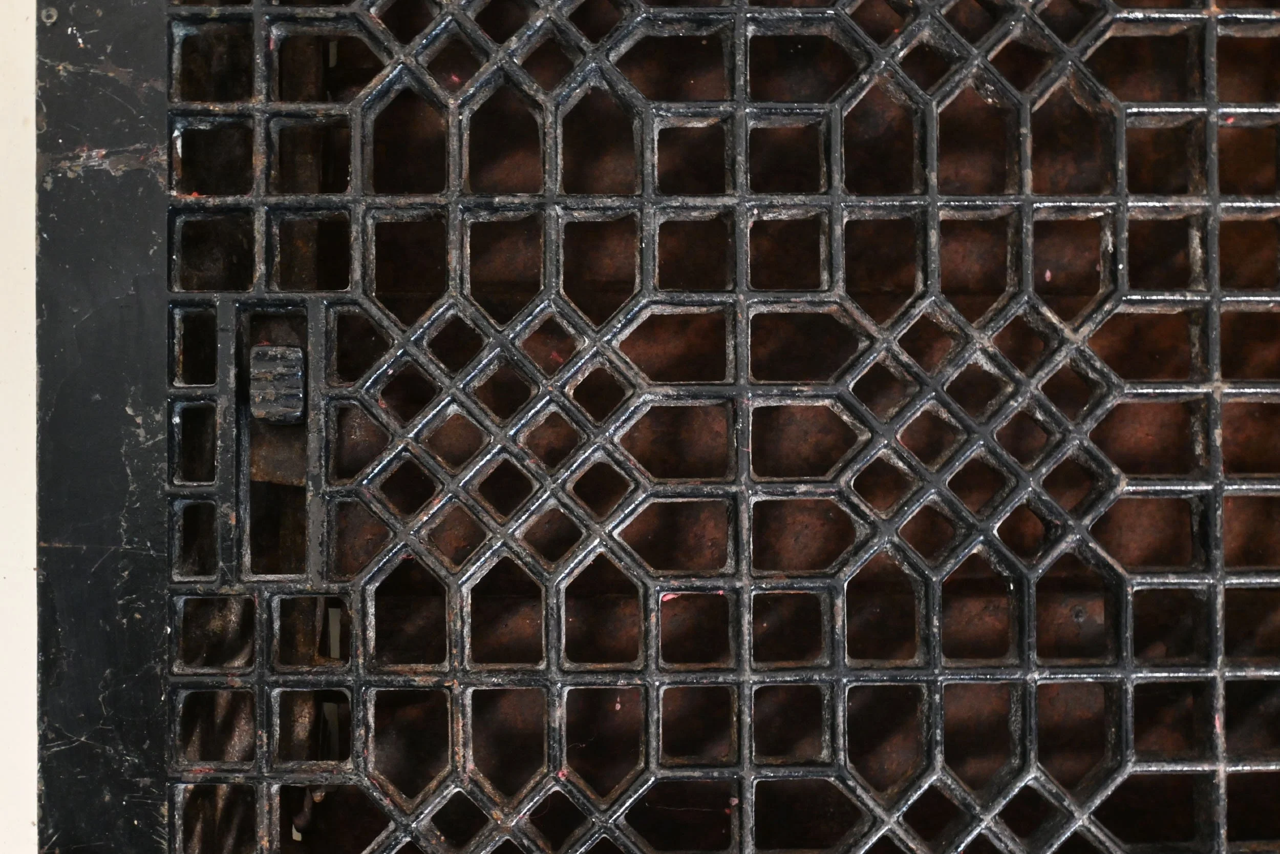25296+12+x+15.75+ornate+cast+iron+floor+grate+with+frame+4.jpg