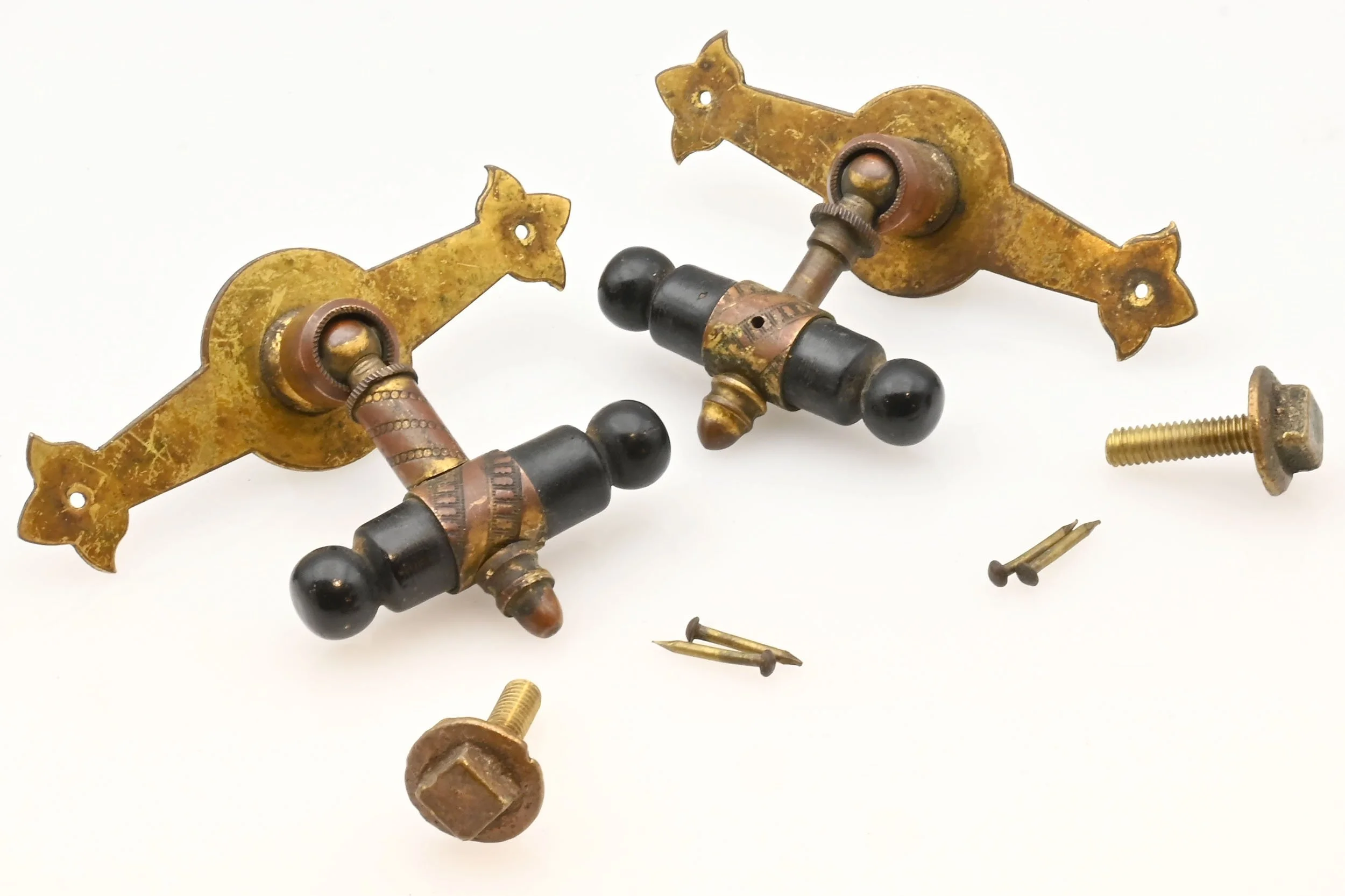 25275+small+brass+and+wood+drop+pulls+4.jpg
