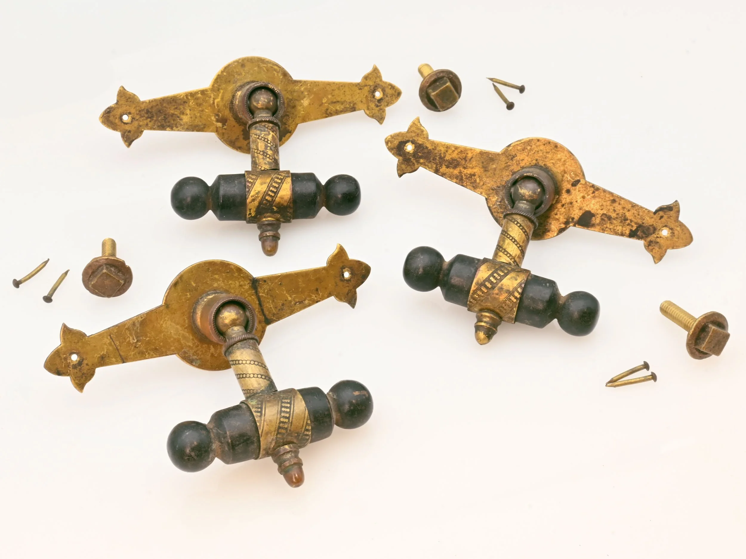 25274+large+brass+and+wood+drop+pulls+4.jpg