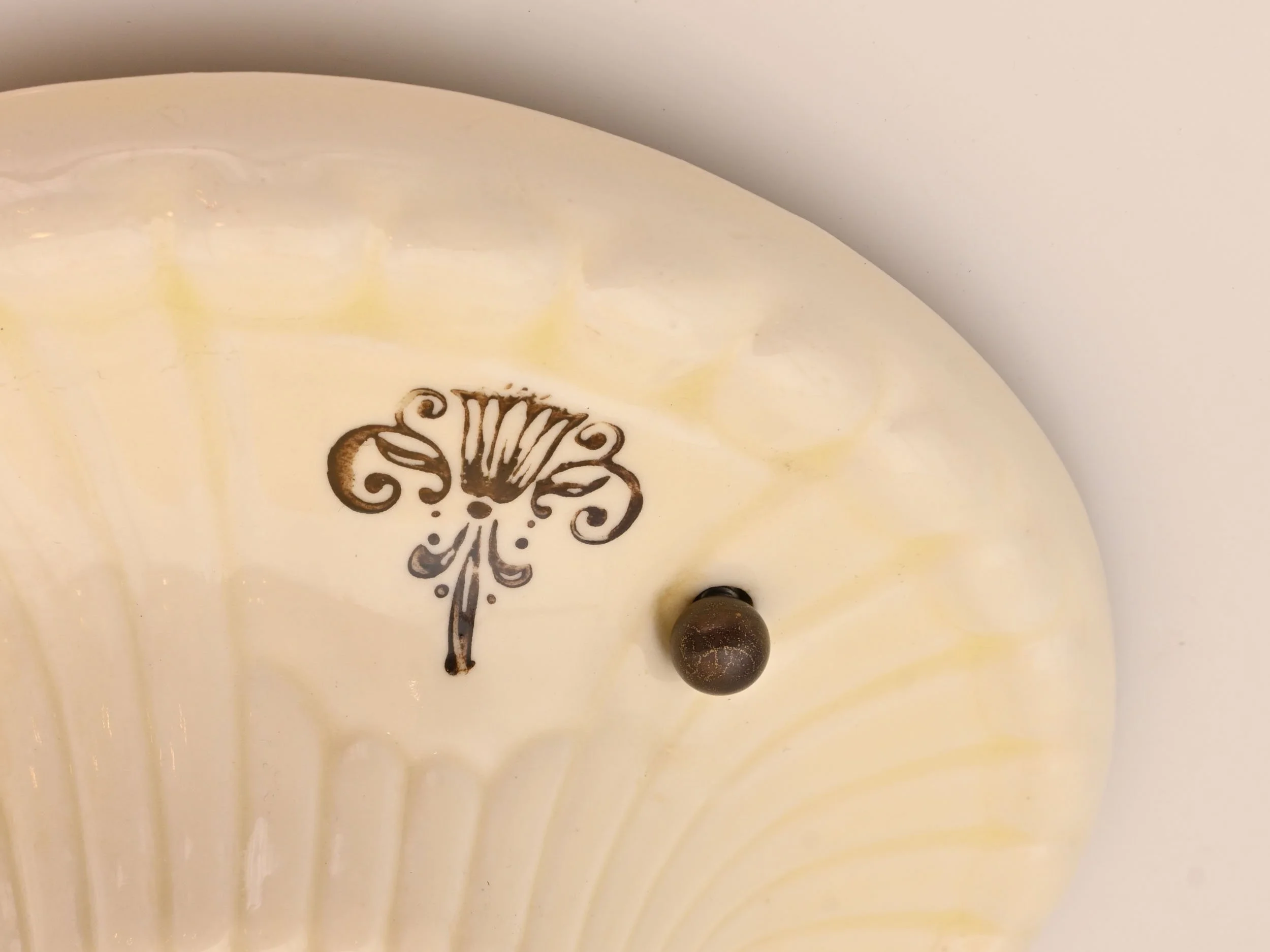 26149+cream+porcelain+bare+bulb+flushmount+with+brown+stenciled+detail+3.jpg