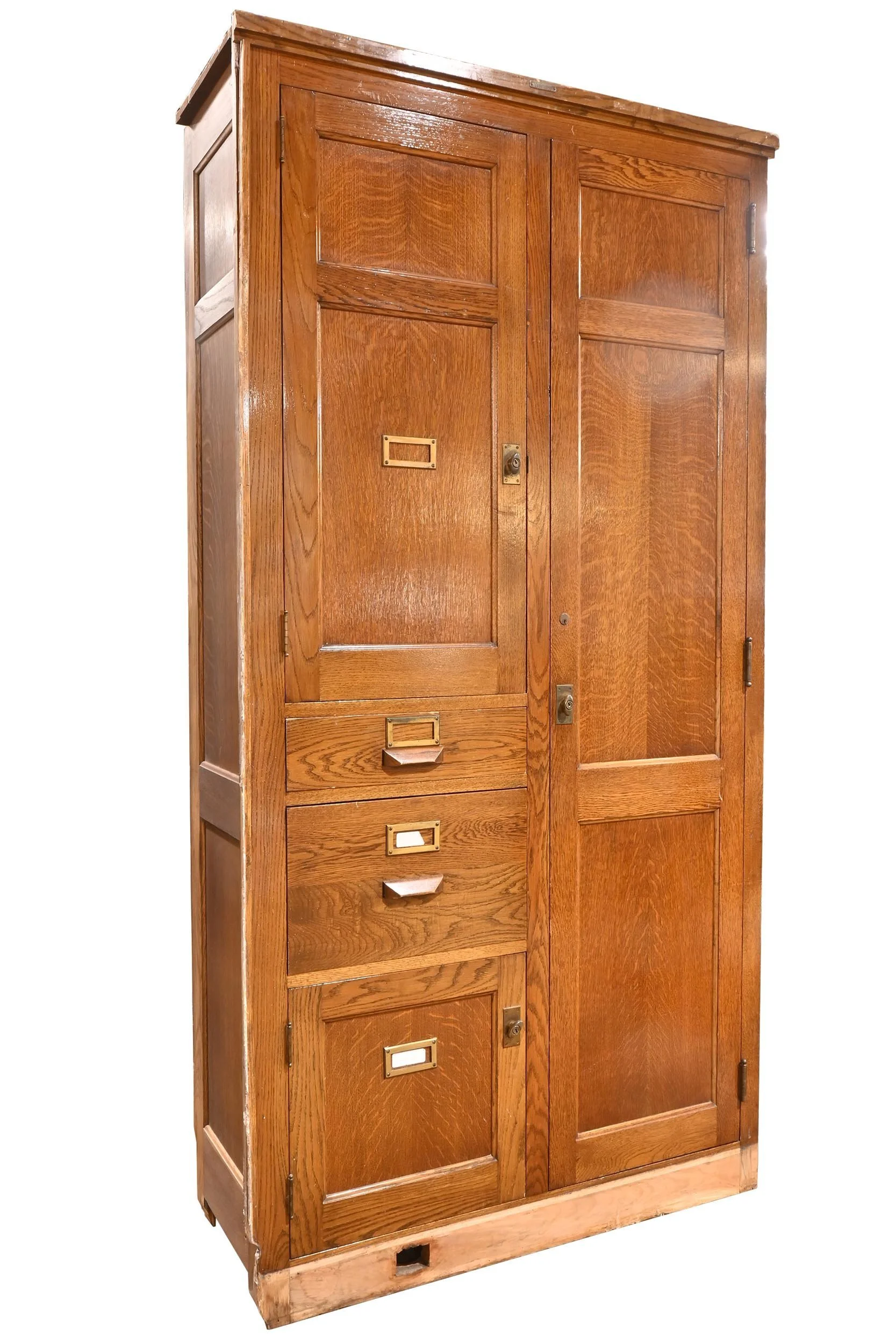 25673+quarter+sawn+storage+cabinet+with+locker+4.jpg