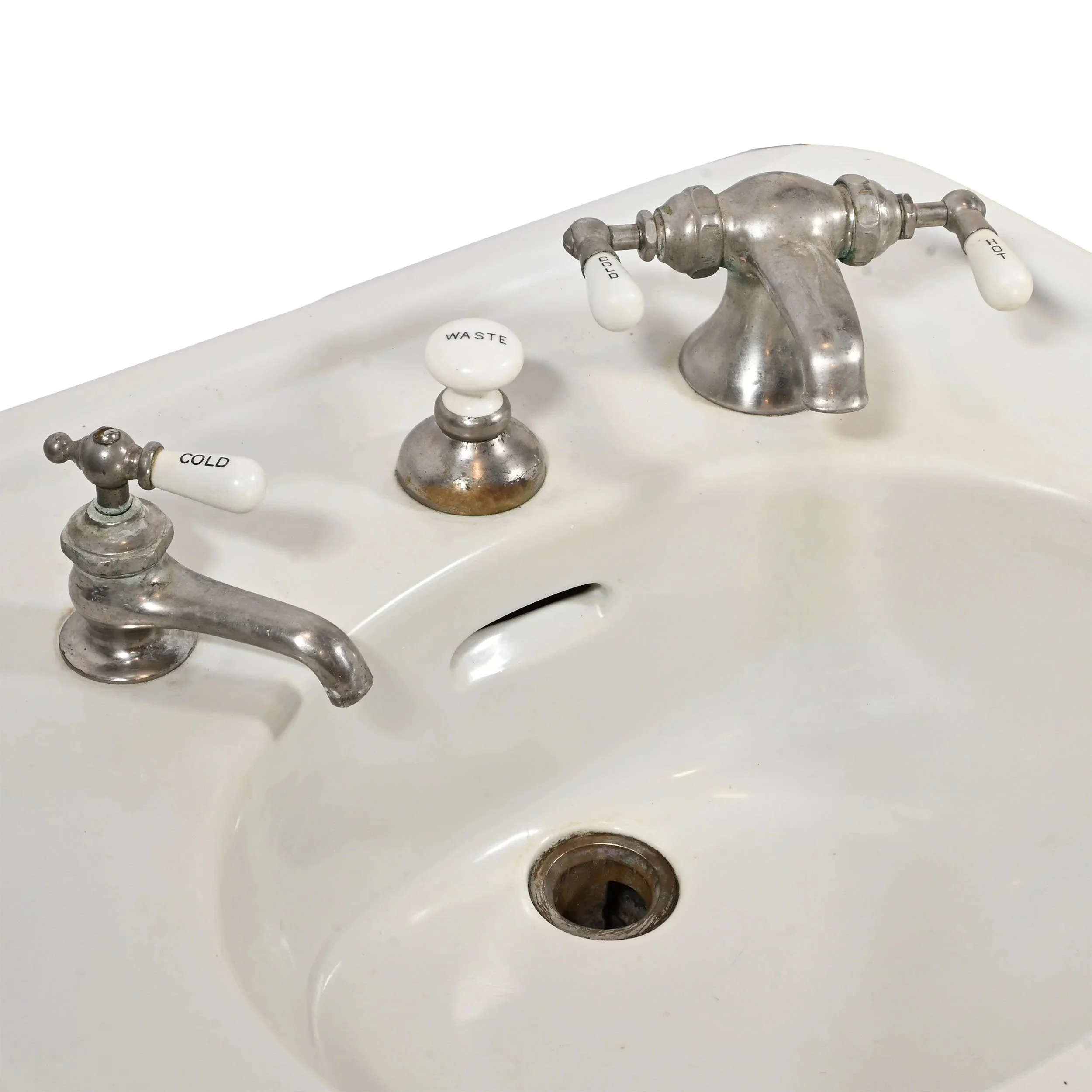 27163+albus+vitroware+pedestal+sink+with+single+and+double+handle+faucet+3.jpg