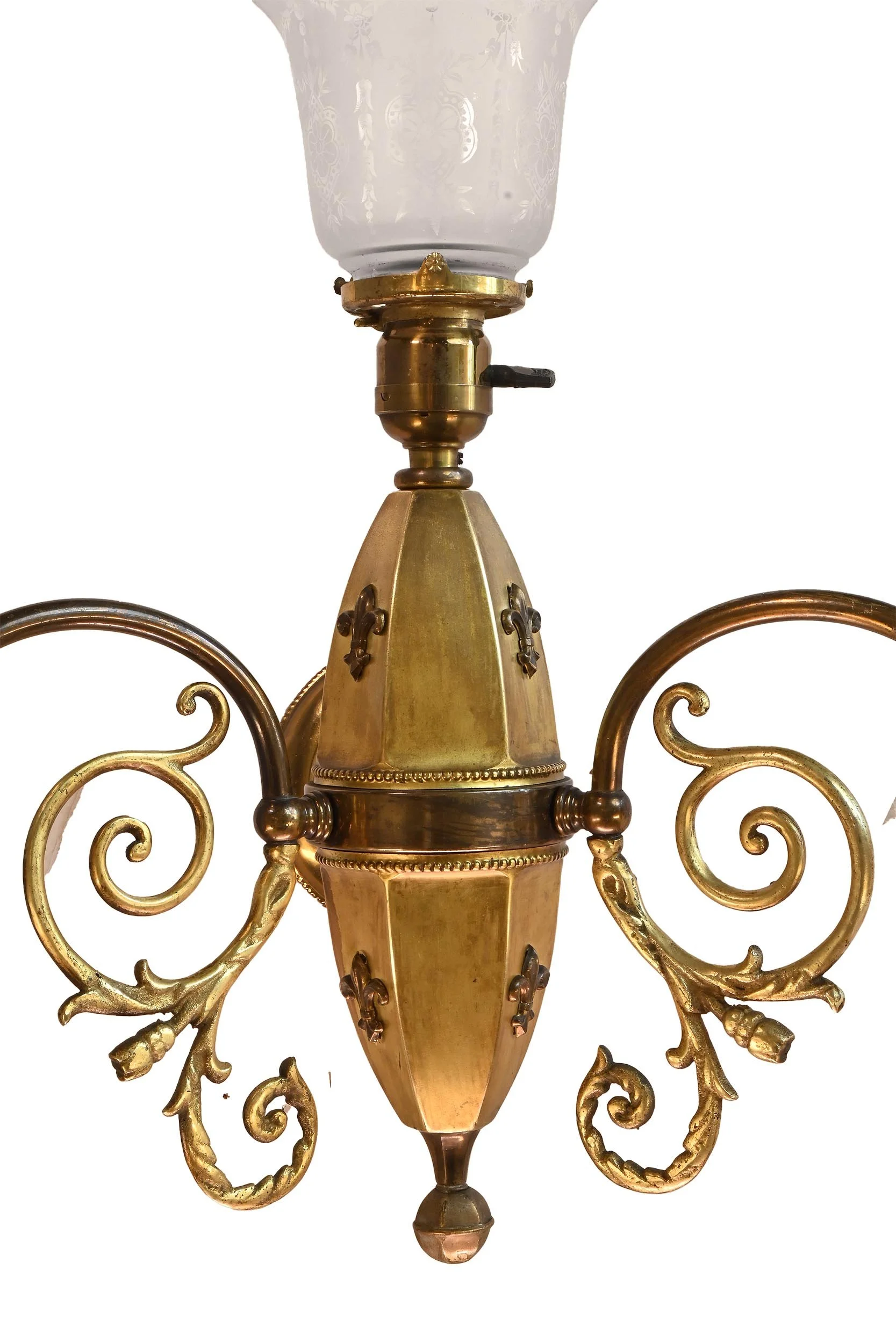 27782 fluer de lis 3 shade sconce 3.jpg