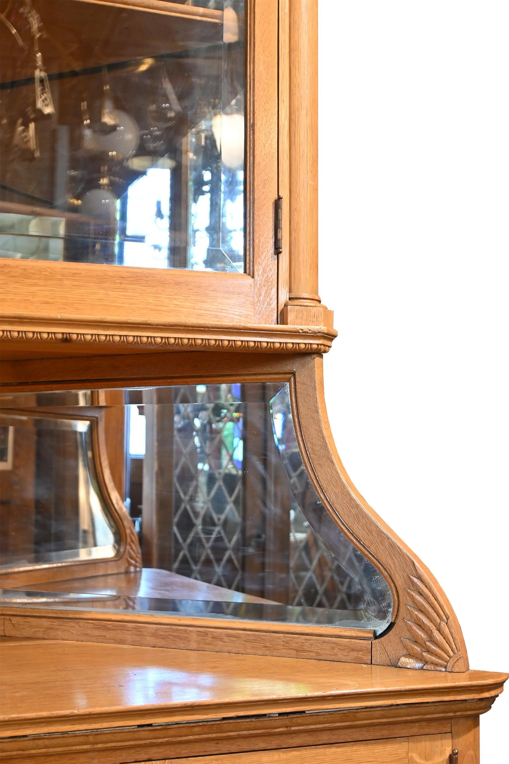 27301 corner tiger oak builtin 3.jpg