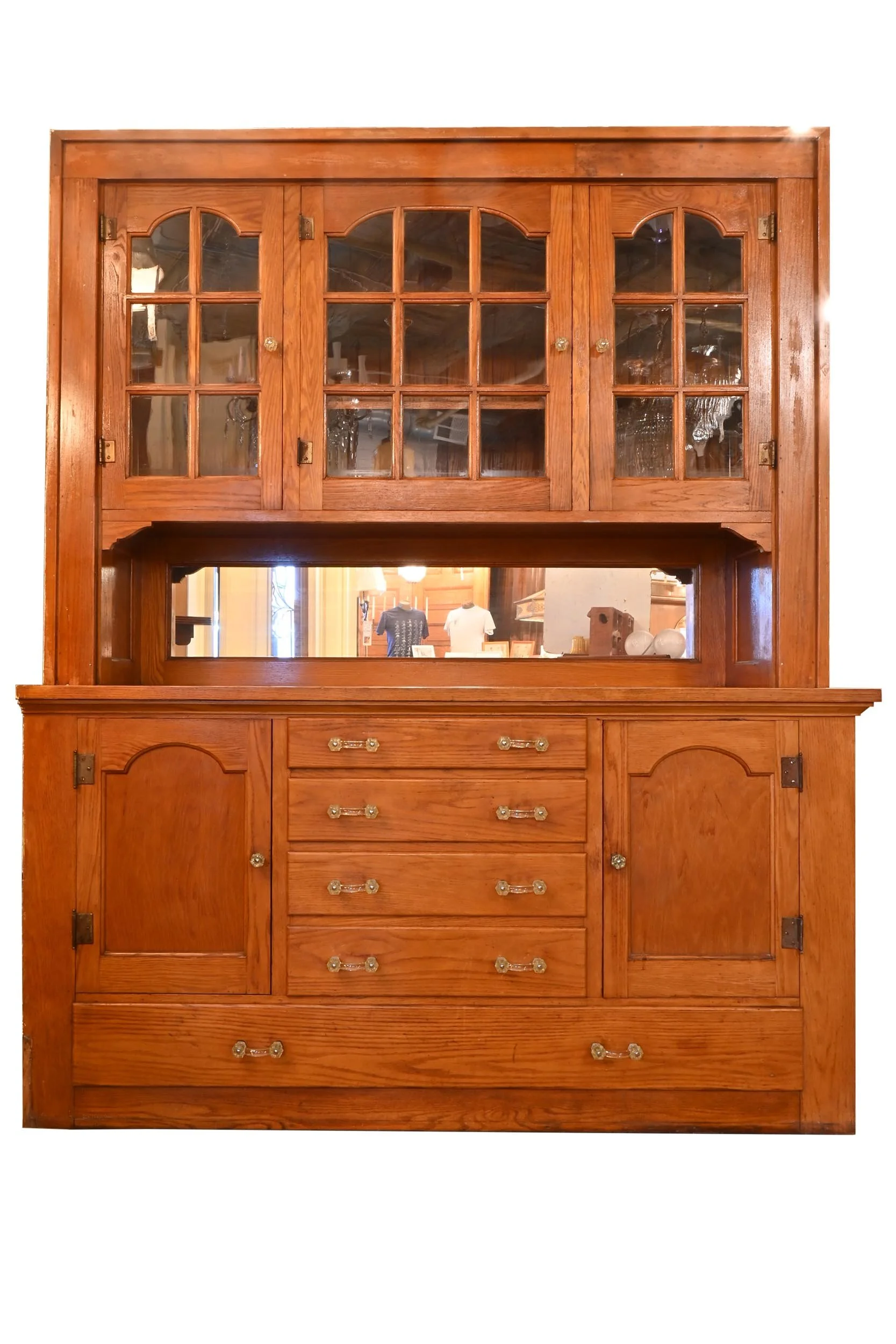 25675 oak medium builtin buffet 1.jpg
