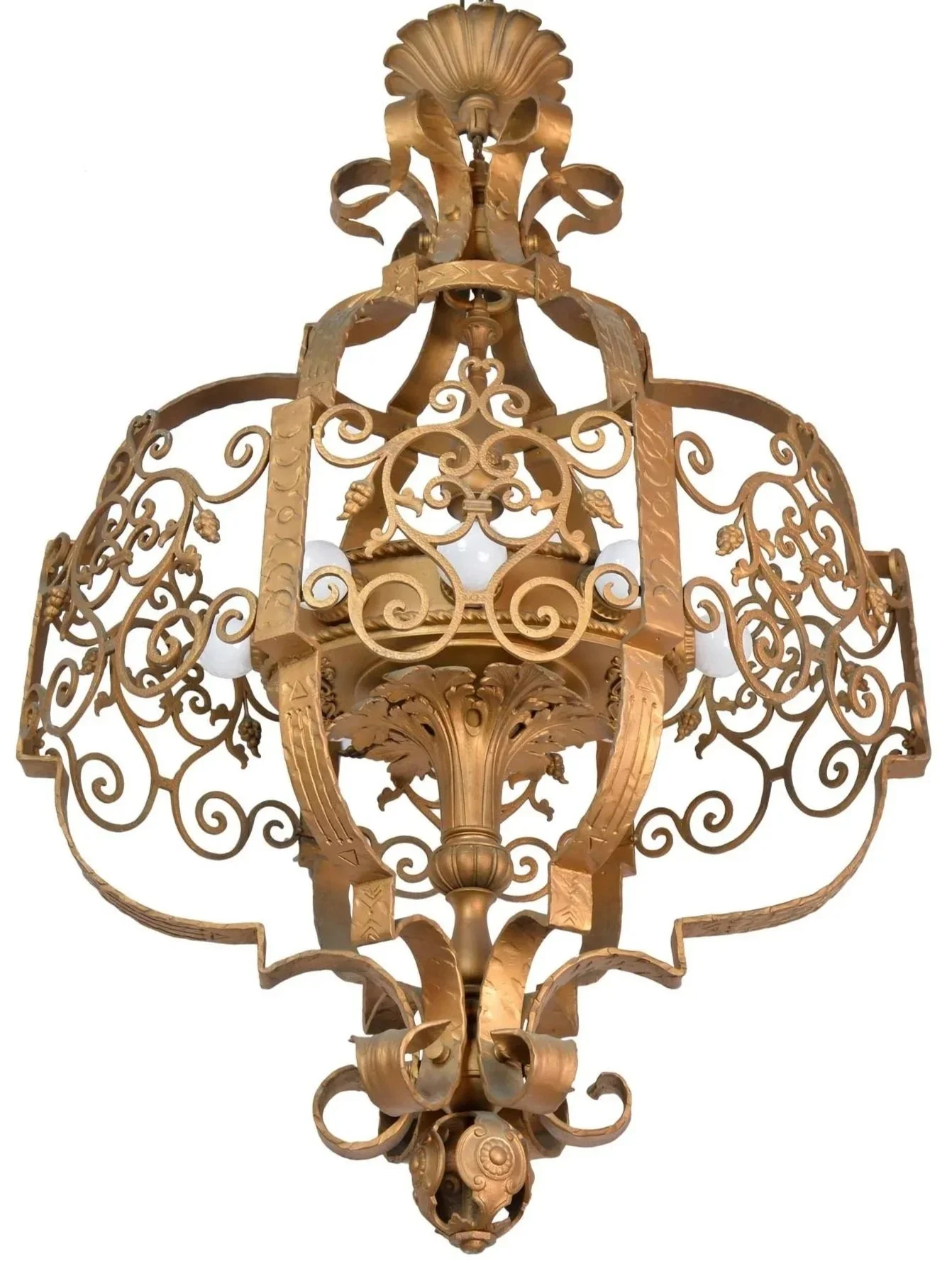 45971-ornate-iron-theatre-light-angle.jpg