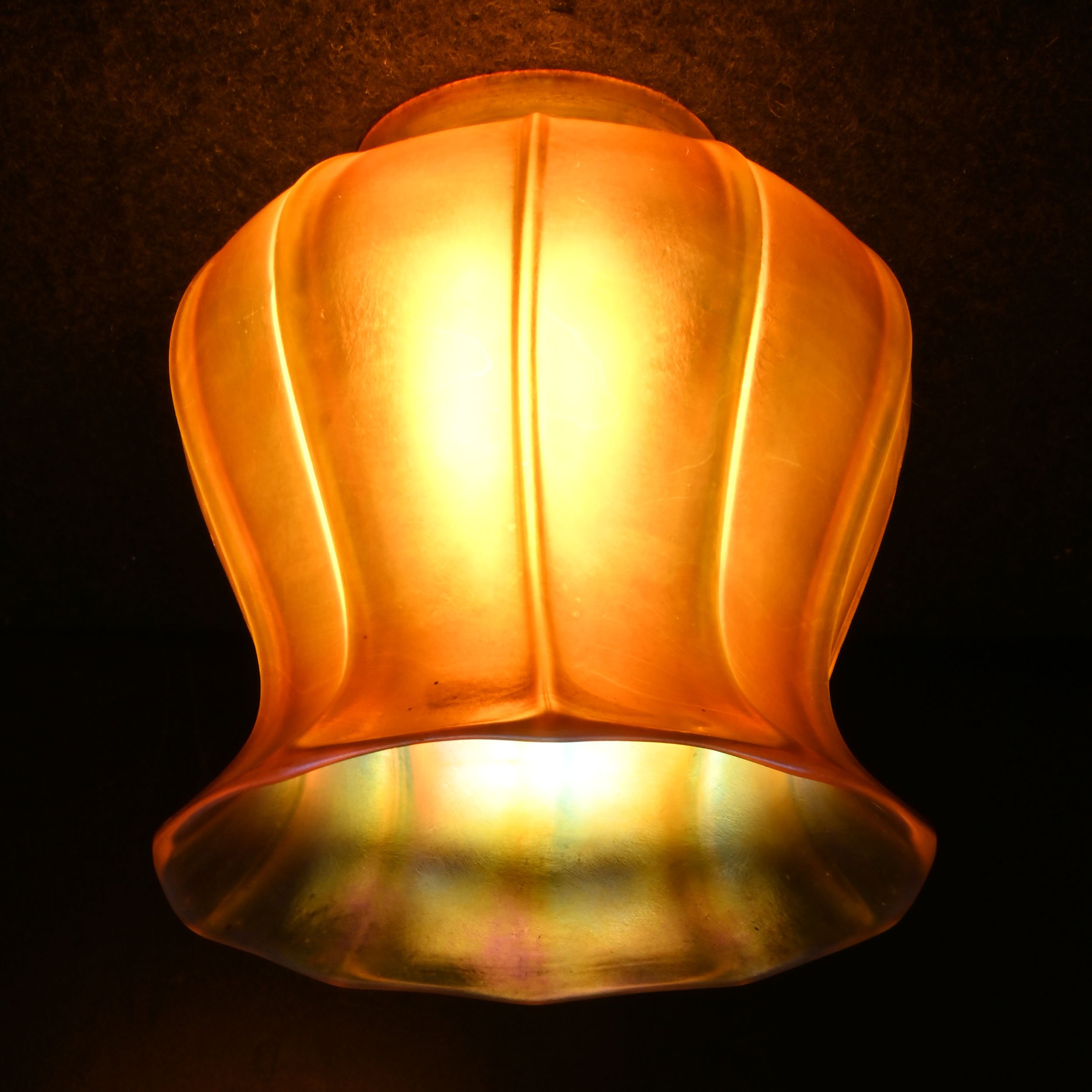 27508 short translucent aurene squash blossom quezal shades 3.jpg