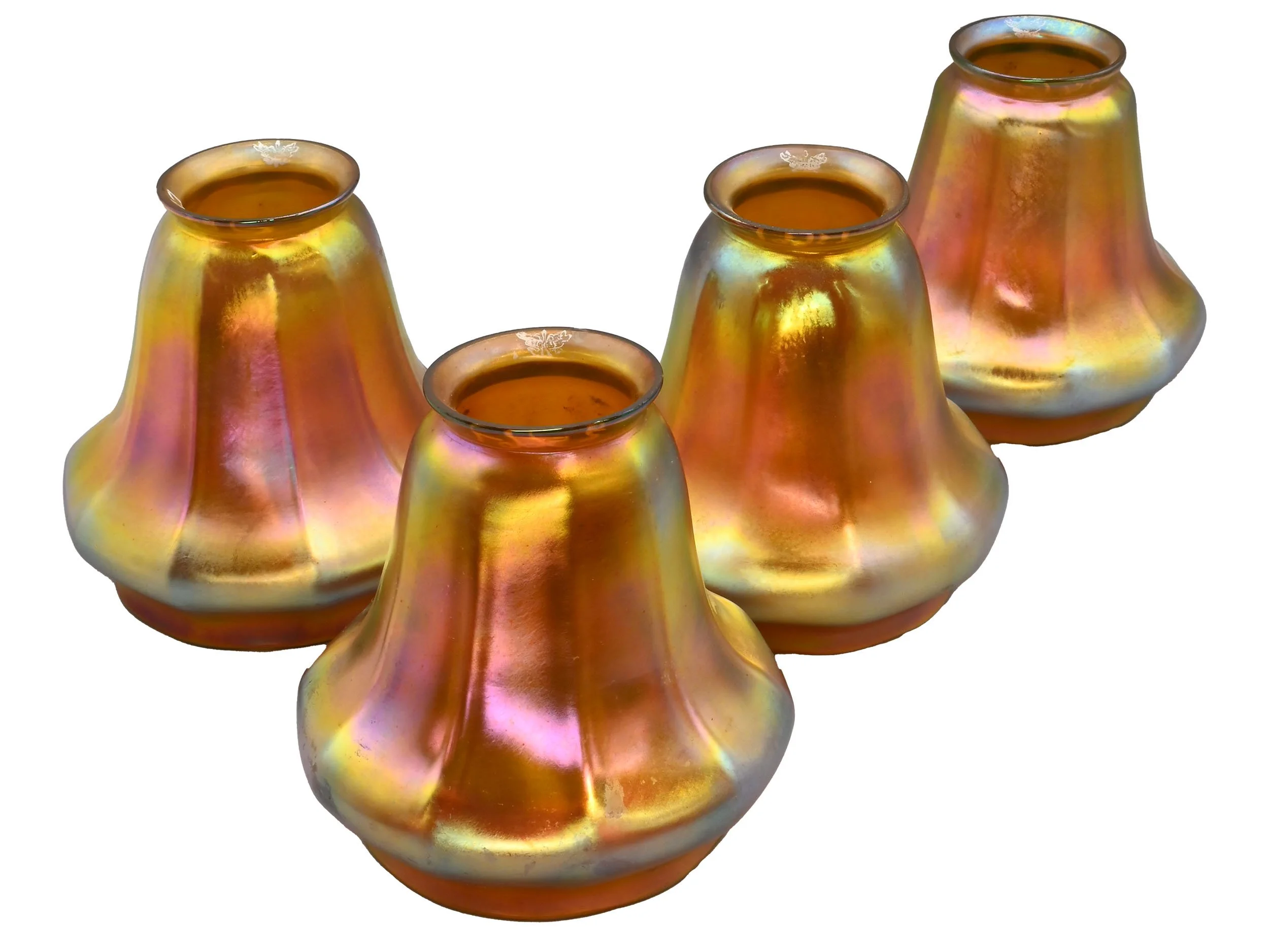 25667 aurene steuben bell shade 2.jpg