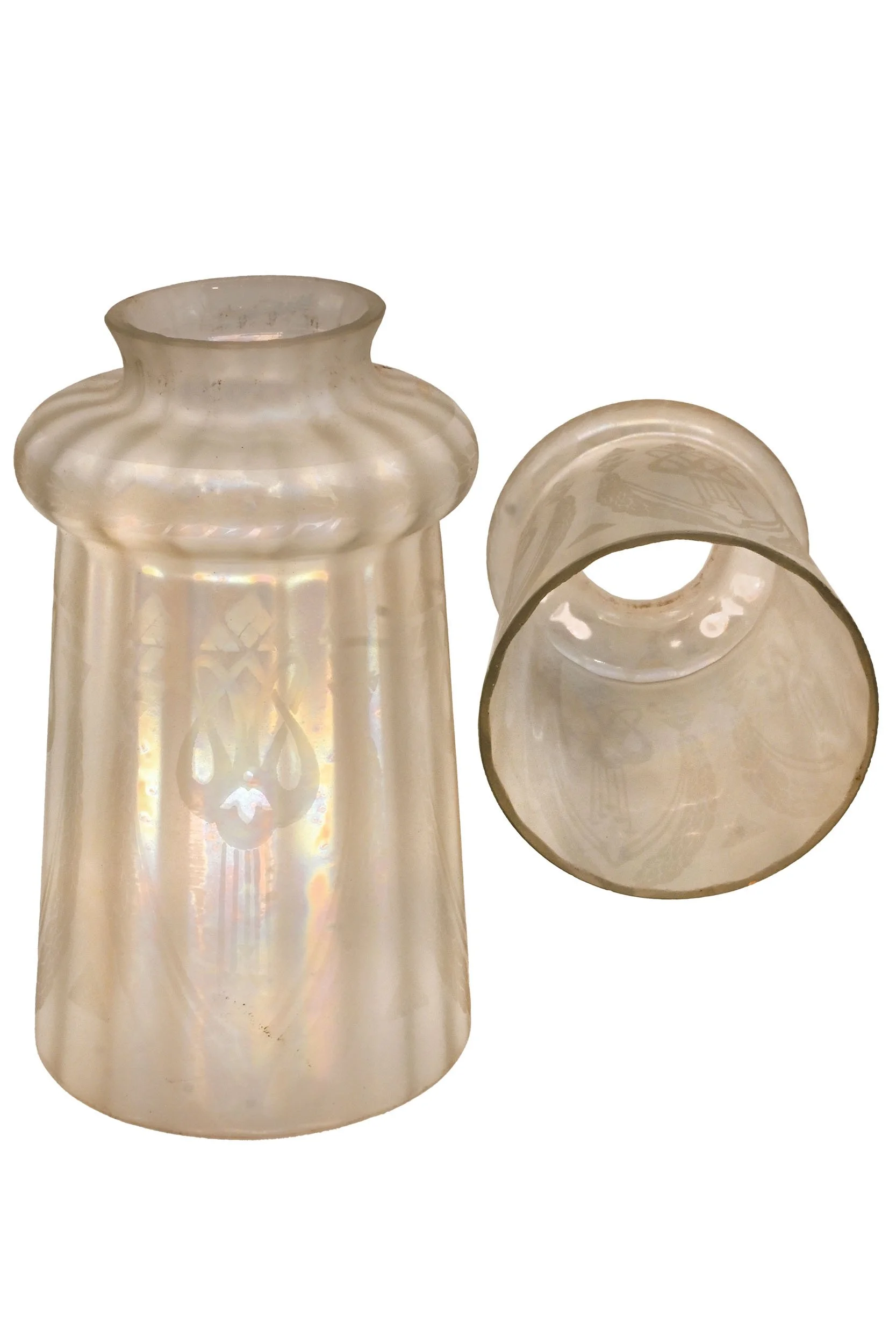 26236 fluted etched iridescent art nouveau shade 1.jpg