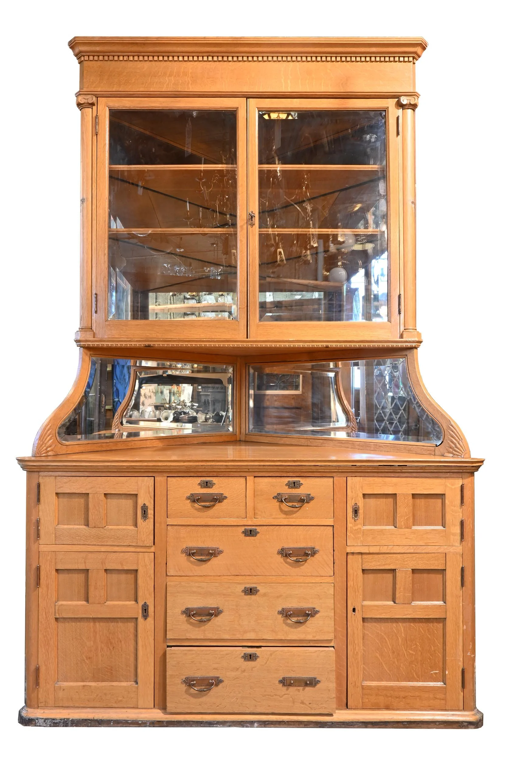 27301 corner tiger oak builtin 2.jpg