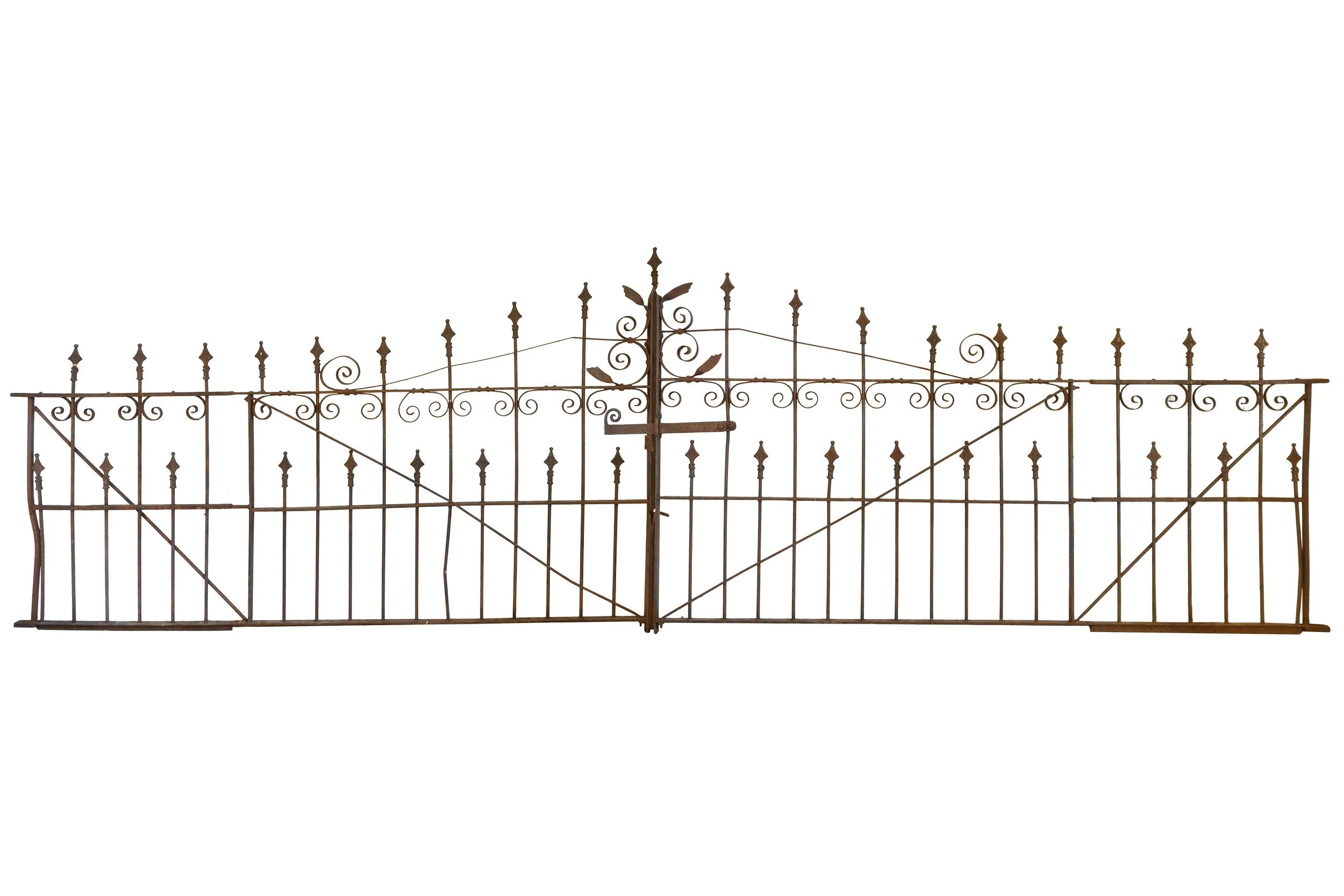 27405 two piece wrought iron driveway gate 1.jpg