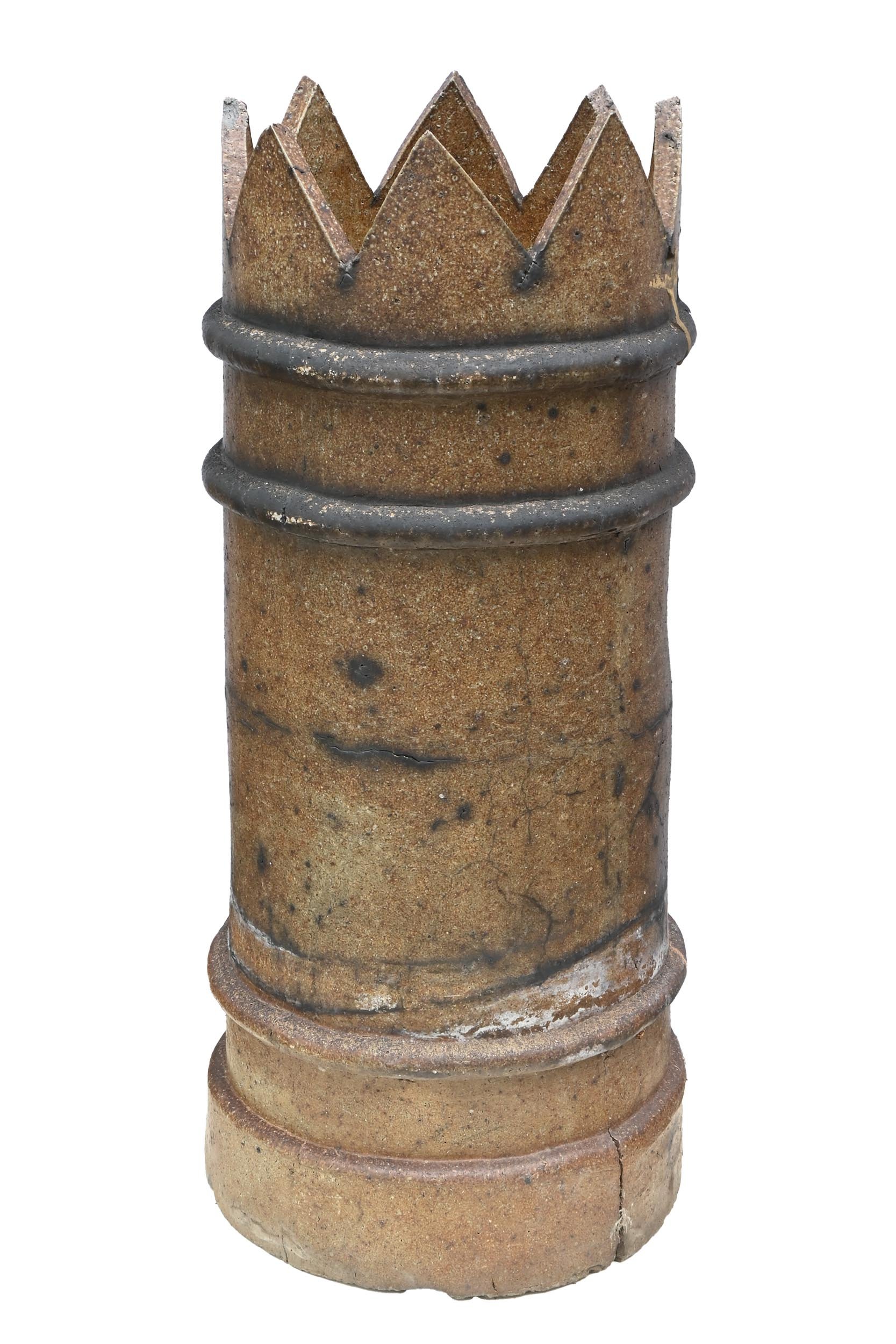 27470 crowned round terra cotta chimney pot 1.jpg