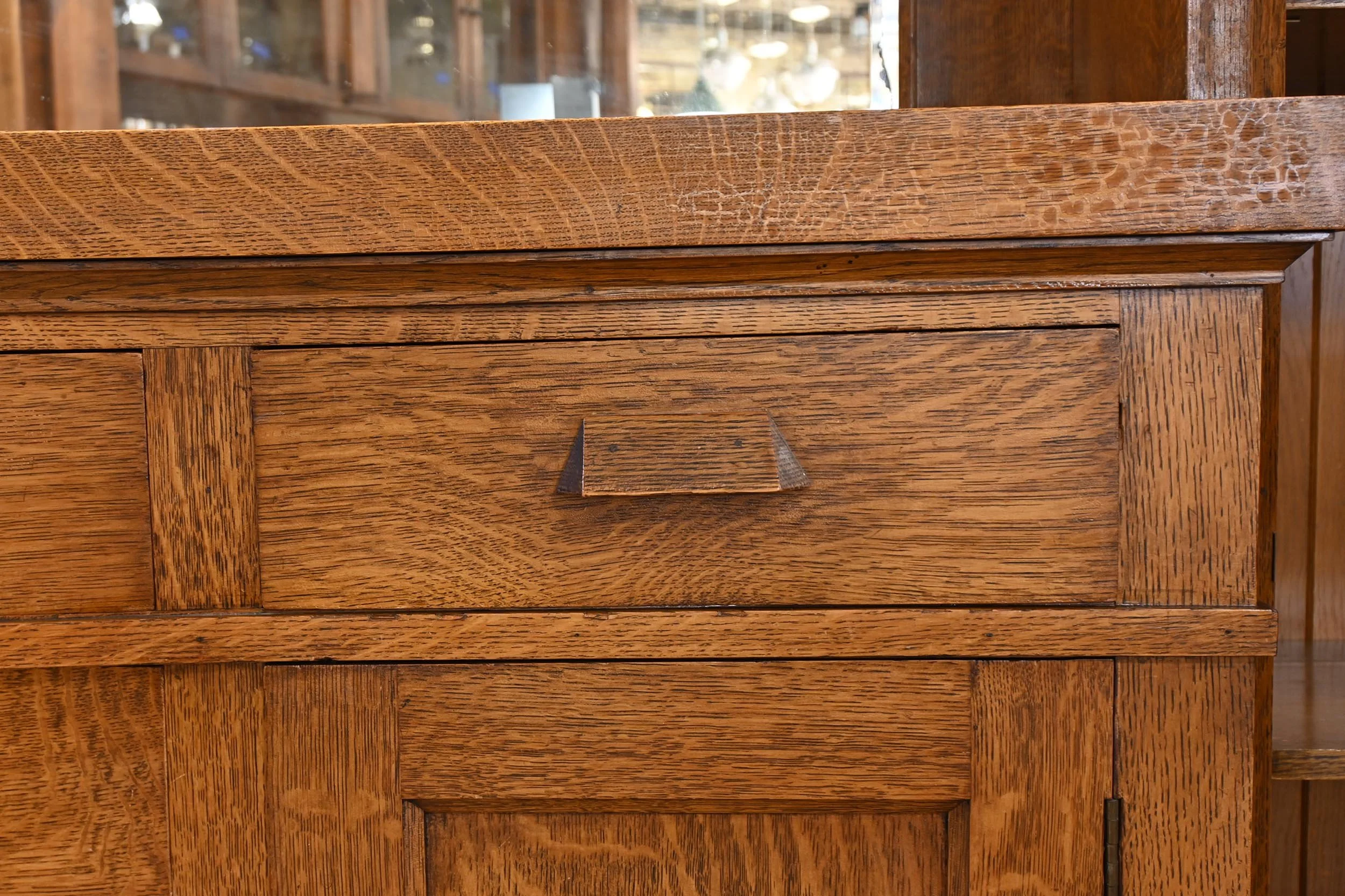 25897 tiger oak built in buffet with bookcases 4.jpg