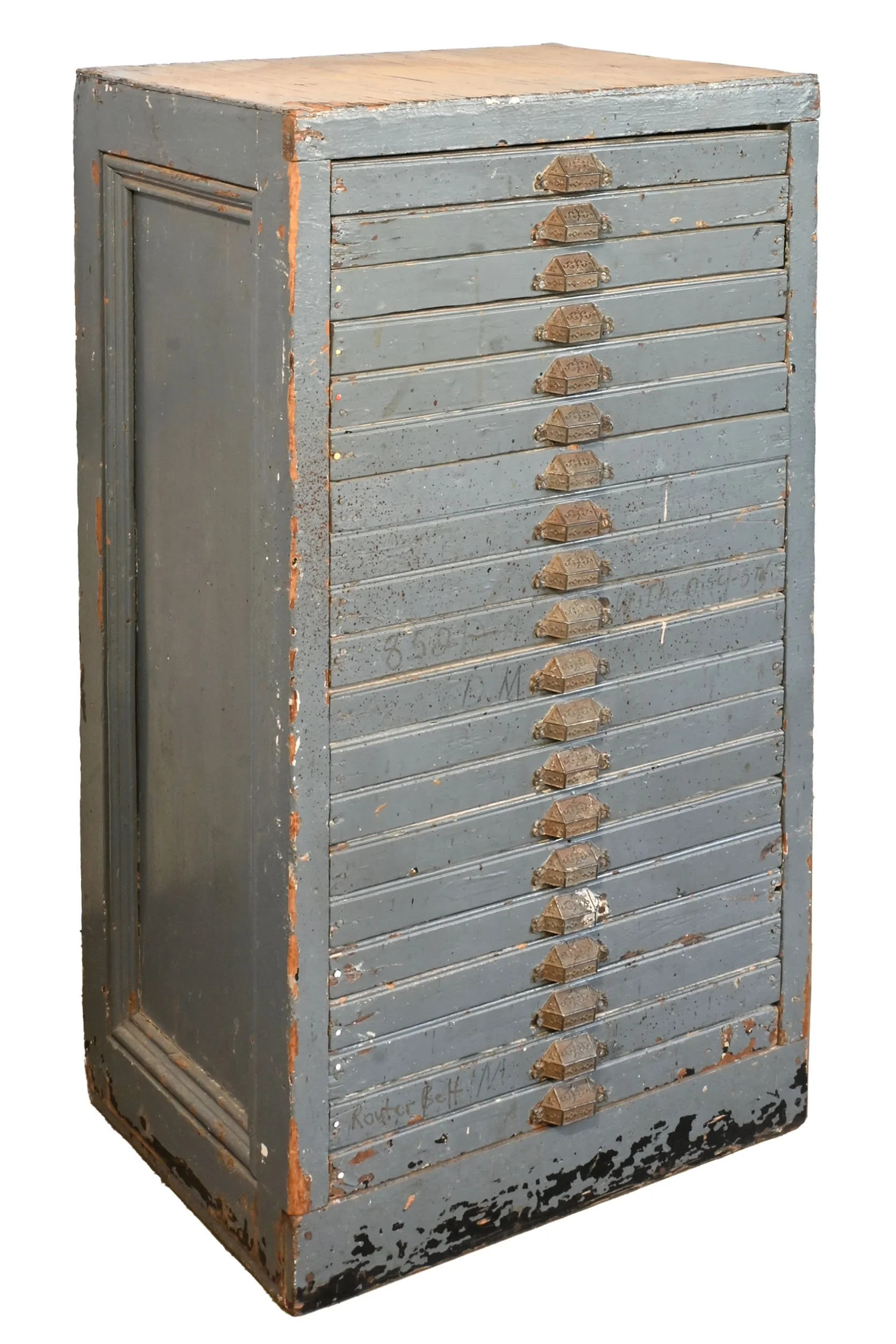 27176 20 drawer printers typeset cabinet with cast eastlake pulls 2.jpg