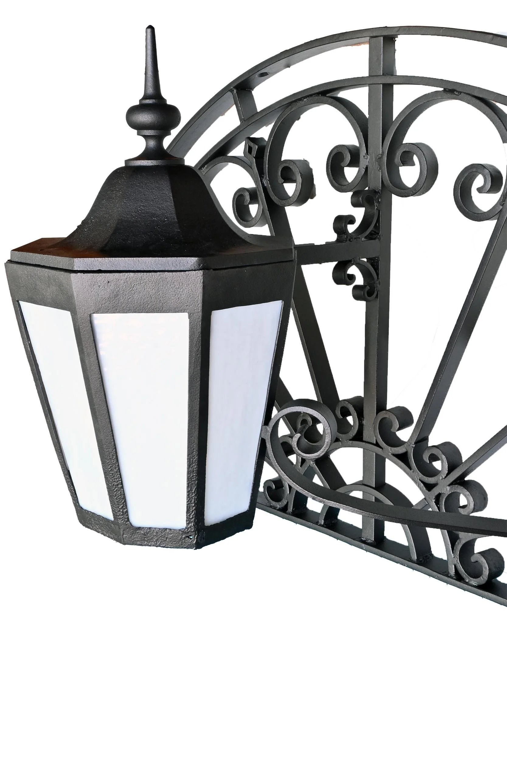 48948 entry arch with lantern 2.jpg