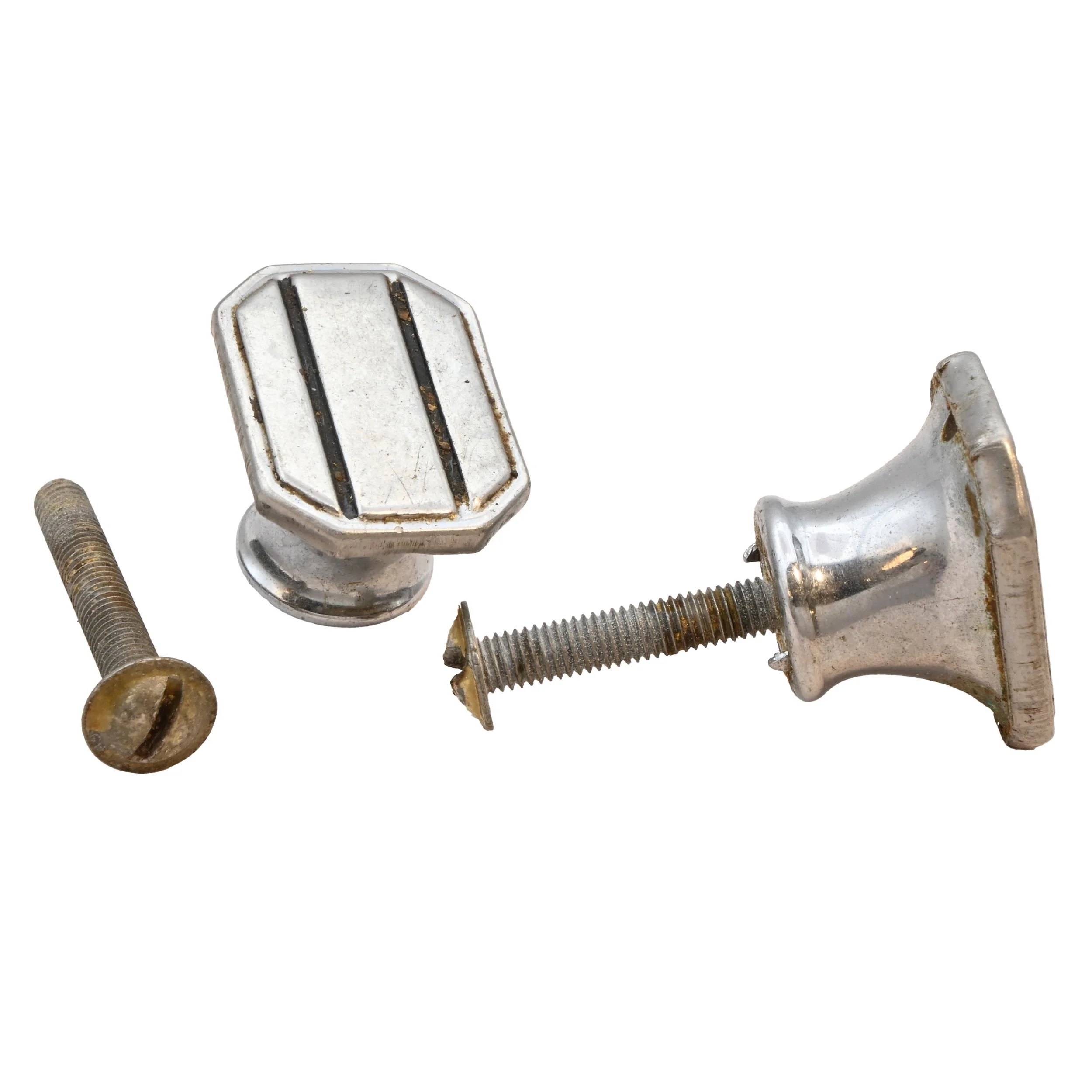 25962 deco chrome cabinet pull 1.jpg