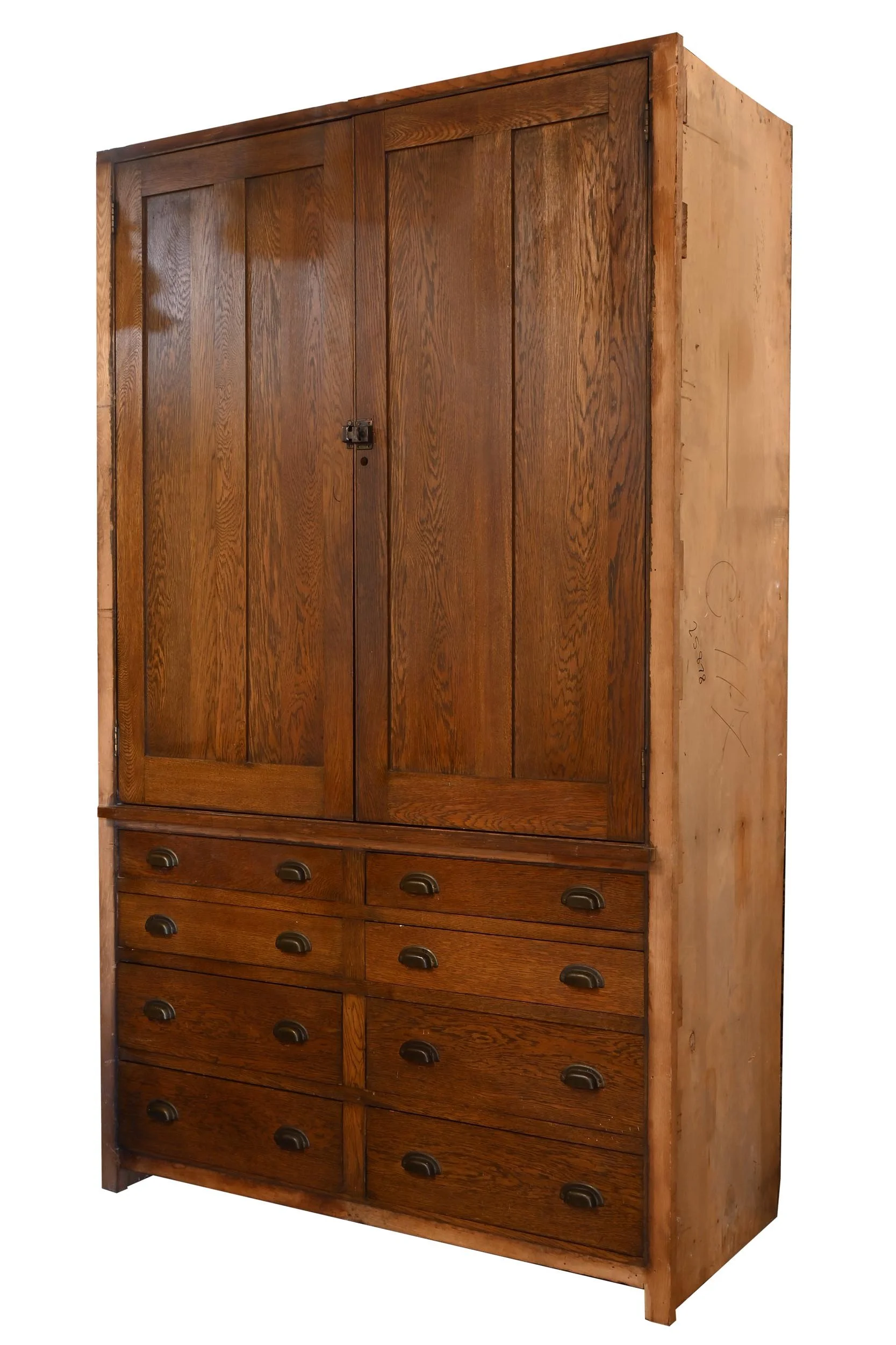 25878 oak double door 8 drawer linen built-in 2.jpg
