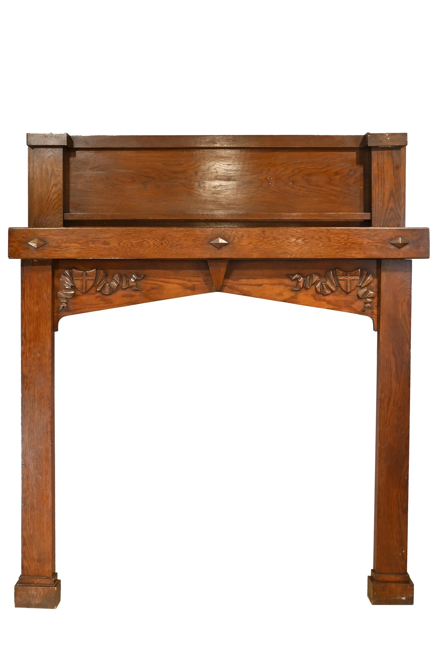 27362 oak mantel with tudor arch opening 2.jpg