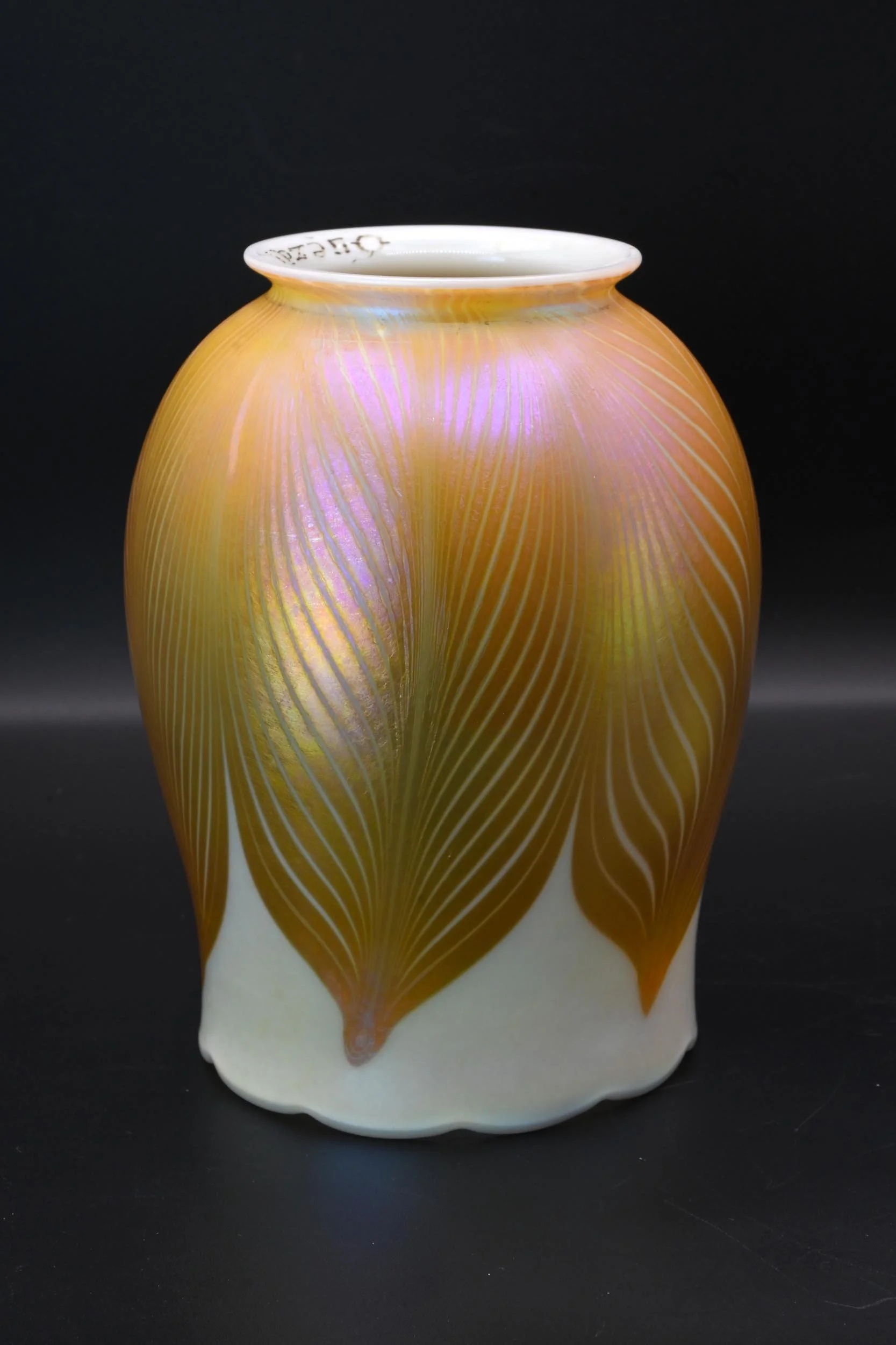 28024 quezal calcite gold aurene pulled feather 3.jpg