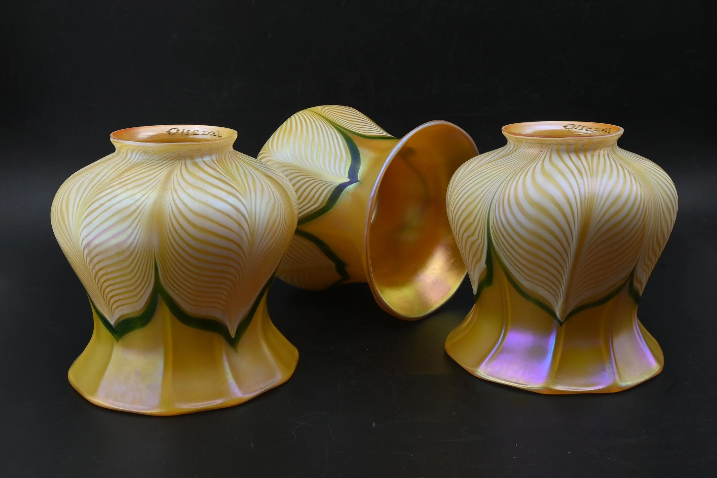 28035 quezal pulled feather gold aurene green pulled feather 2.jpg