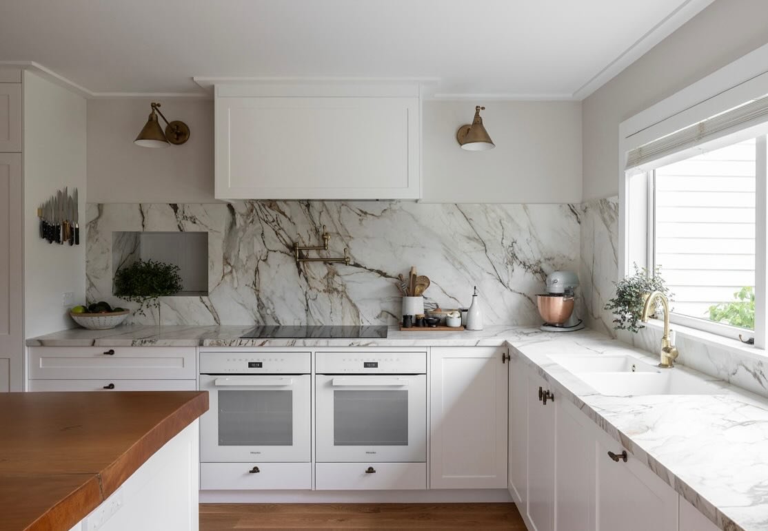 Omarunui Road Project

This is definitely one of my favourite projects this year. Great clients and great team of trades bringing it all together. So thrilled with how it all turned out. 
One of favourite details in this kitchen is the pot filler - e