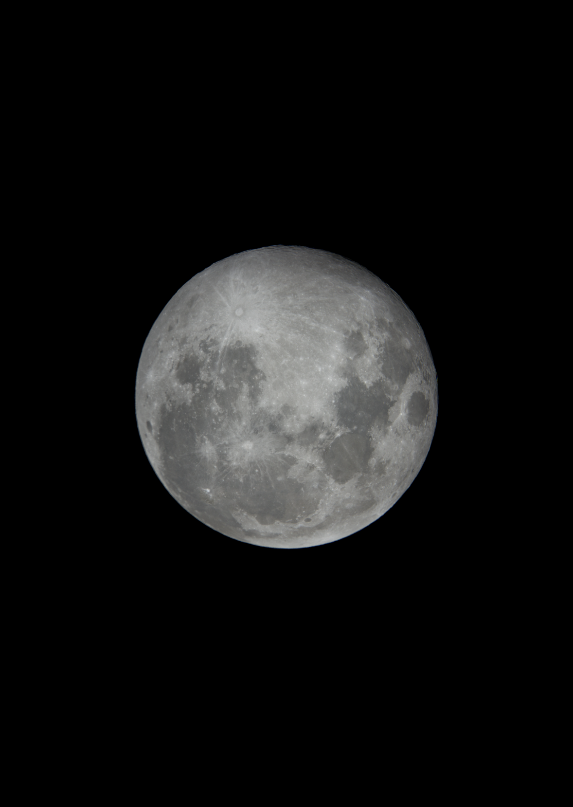 Photographing the Full Moon in Morocco 