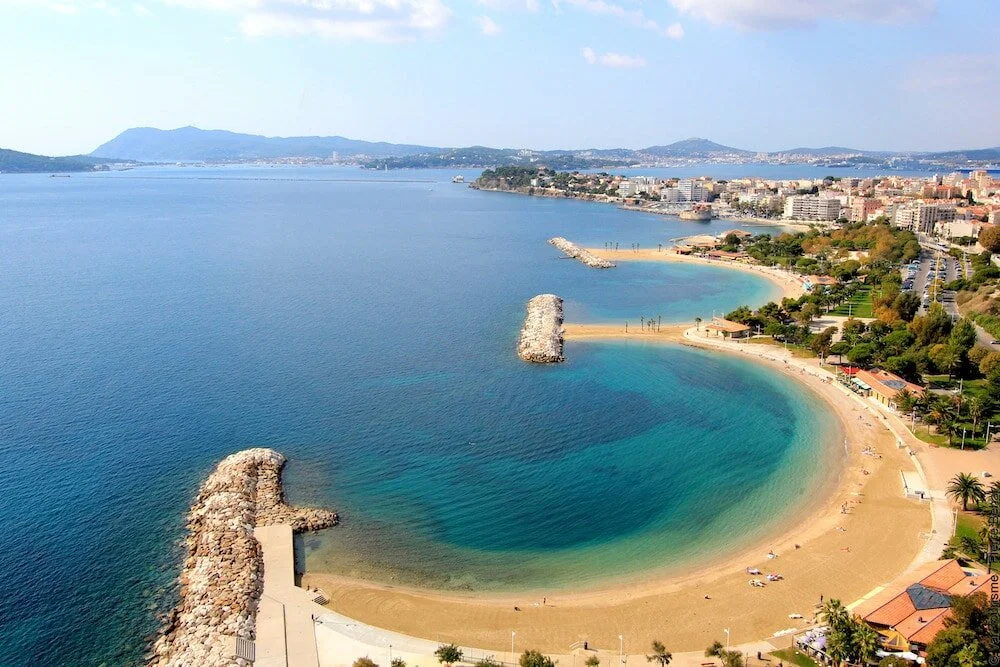 Toulon-plage-Mourillon-©Var-Tourisme-Pierre-Behar.jpeg