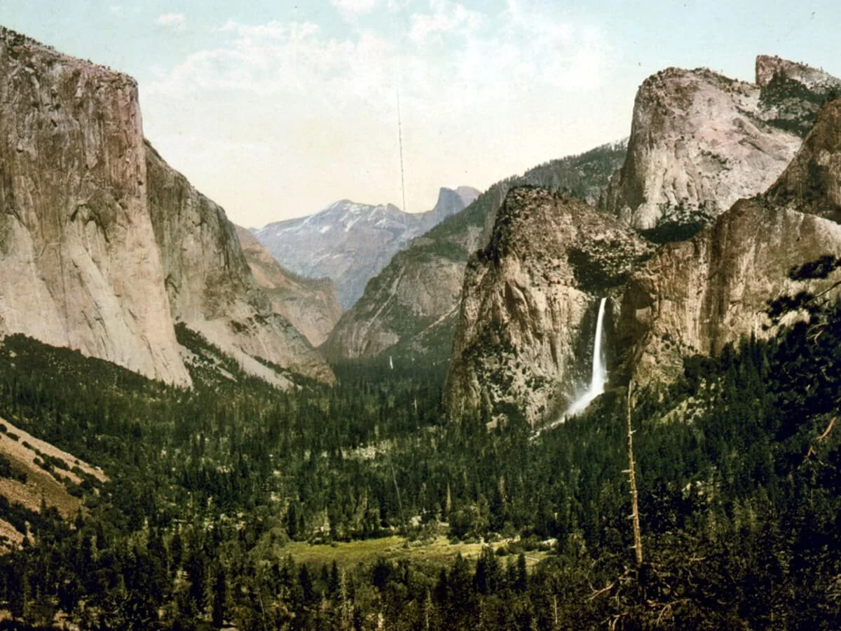 yosemite-national-park-gettyimages-113633316.jpeg